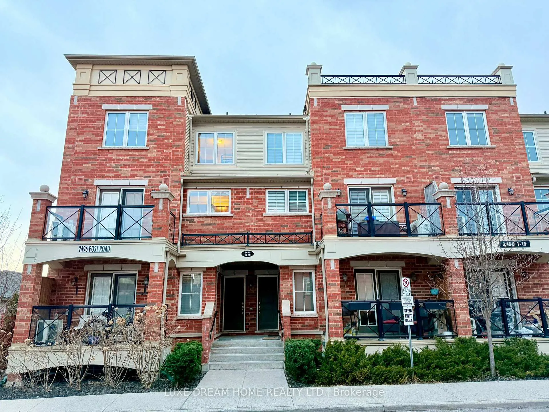Photo 1 of Unit 15, 2496 Post Road, Oakville, River Oaks — HOMEH