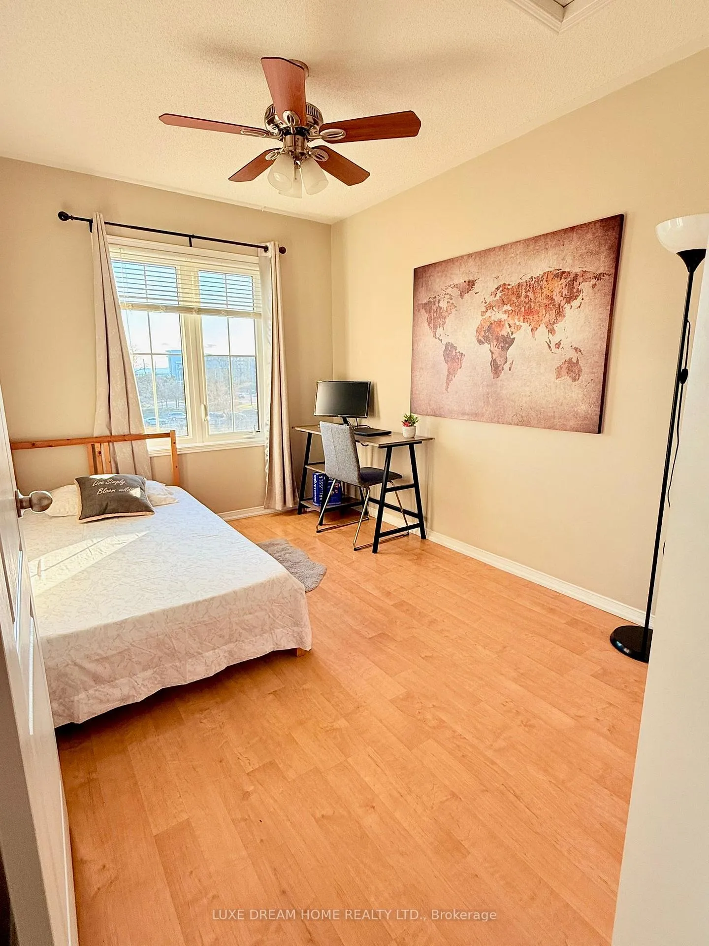 Photo 12 of Unit 15, 2496 Post Road, Oakville, River Oaks — HOMEH