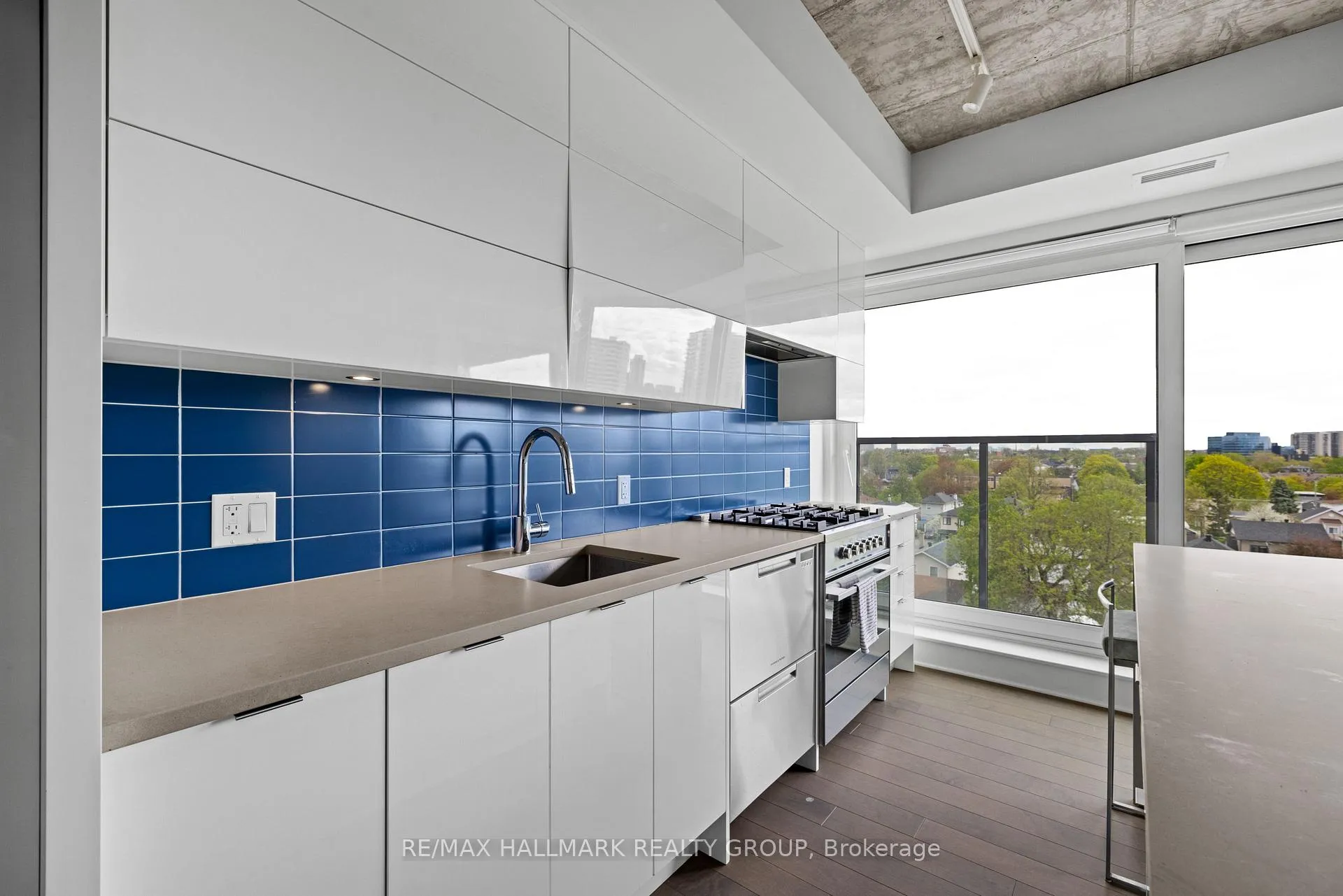 Photo 14 of Unit 607, 135 Barrette Street, Ottawa, Vanier — HOMEH