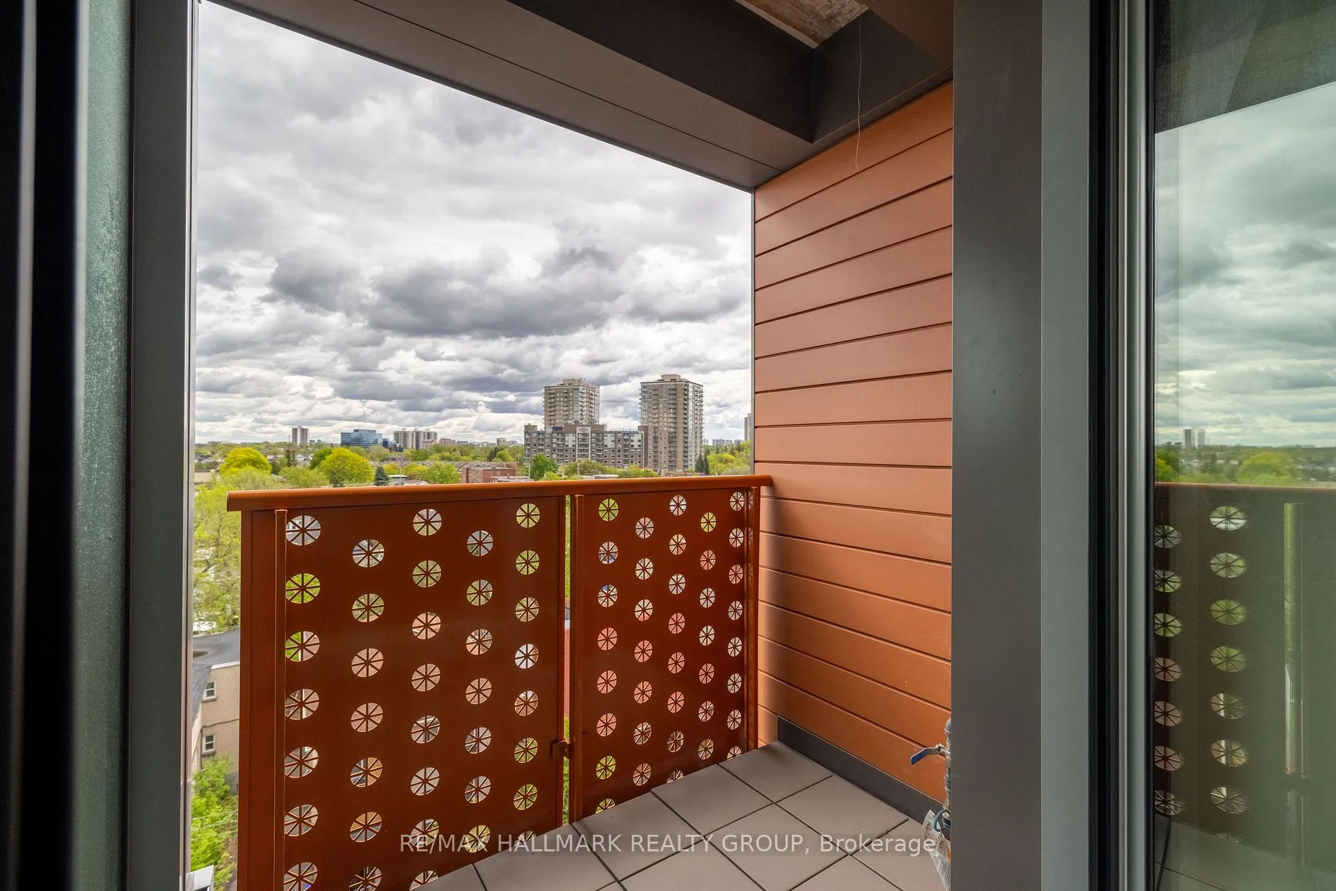 Photo 21 of Unit 607, 135 Barrette Street, Ottawa, Vanier — HOMEH