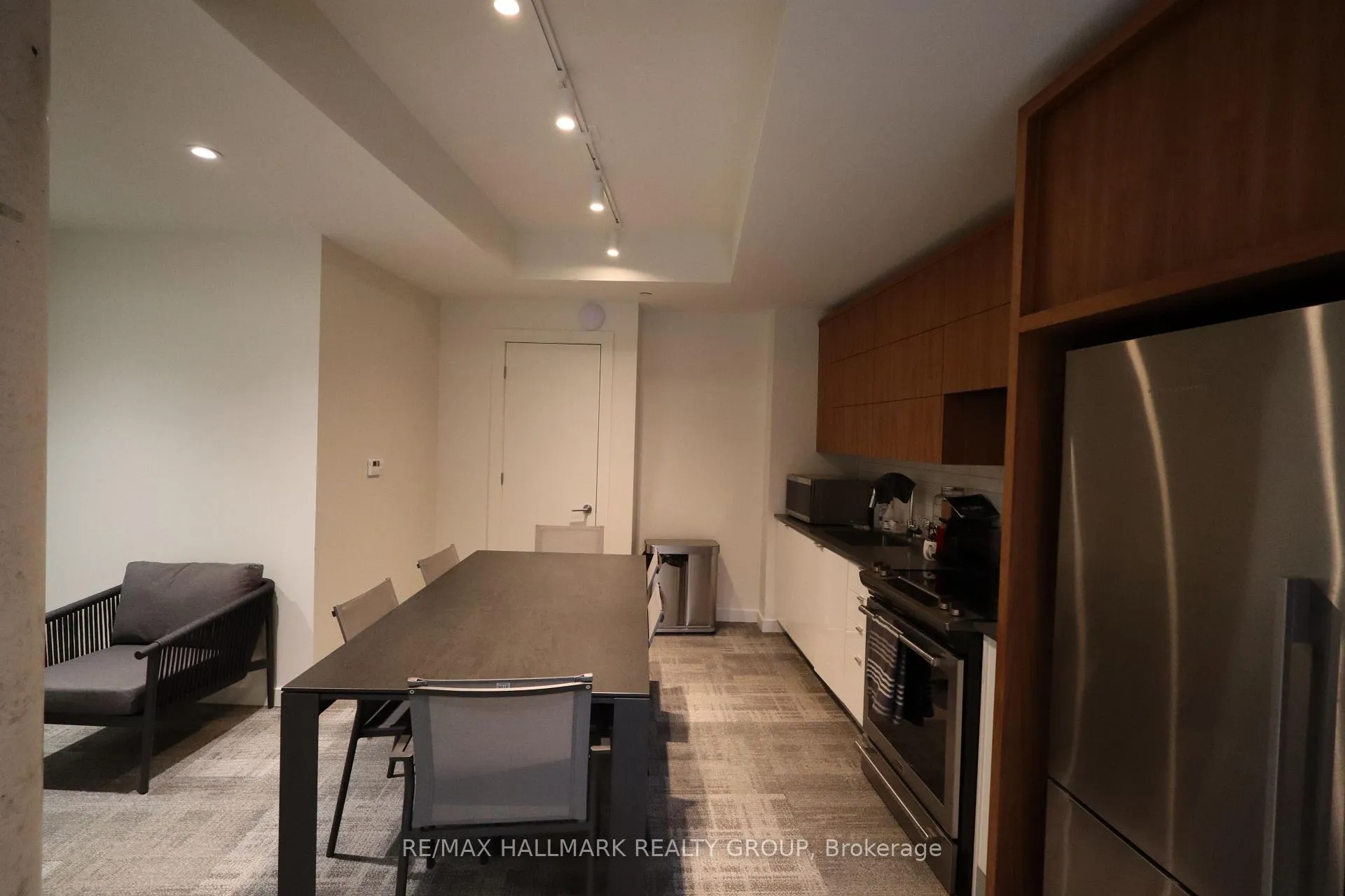 Photo 26 of Unit 607, 135 Barrette Street, Ottawa, Vanier — HOMEH