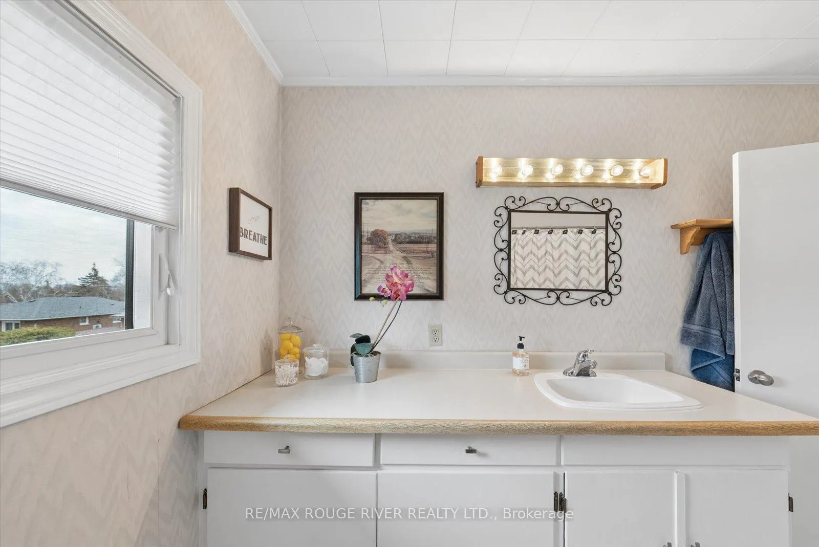 Photo 13 of 135 High Street, Clarington, Bowmanville — HOMEH