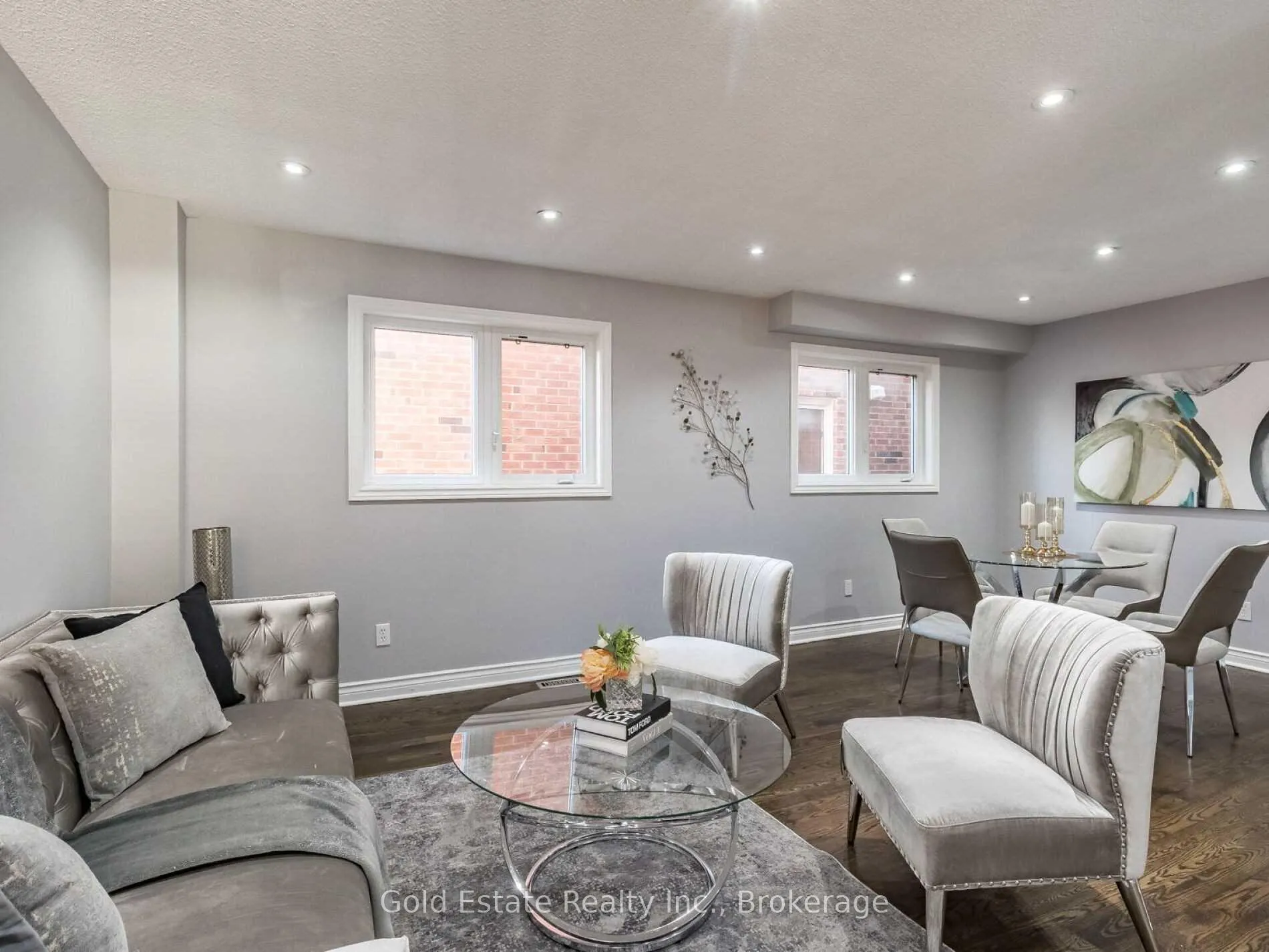 Photo 7 of Unit Upper, 25 Horsham Street, Brampton, Brampton West — HOMEH
