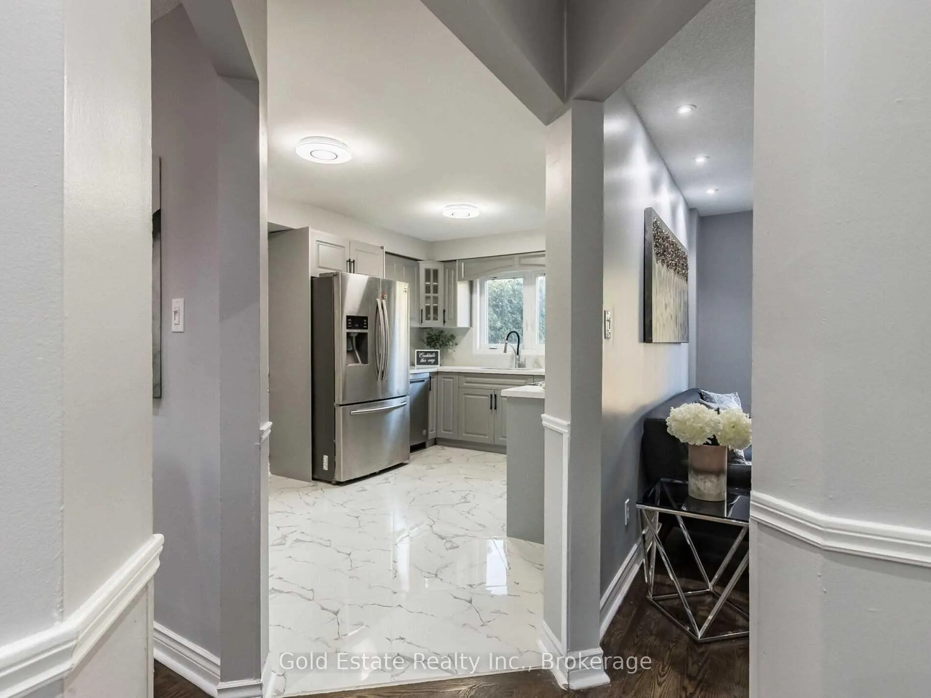 Photo 10 of Unit Upper, 25 Horsham Street, Brampton, Brampton West — HOMEH