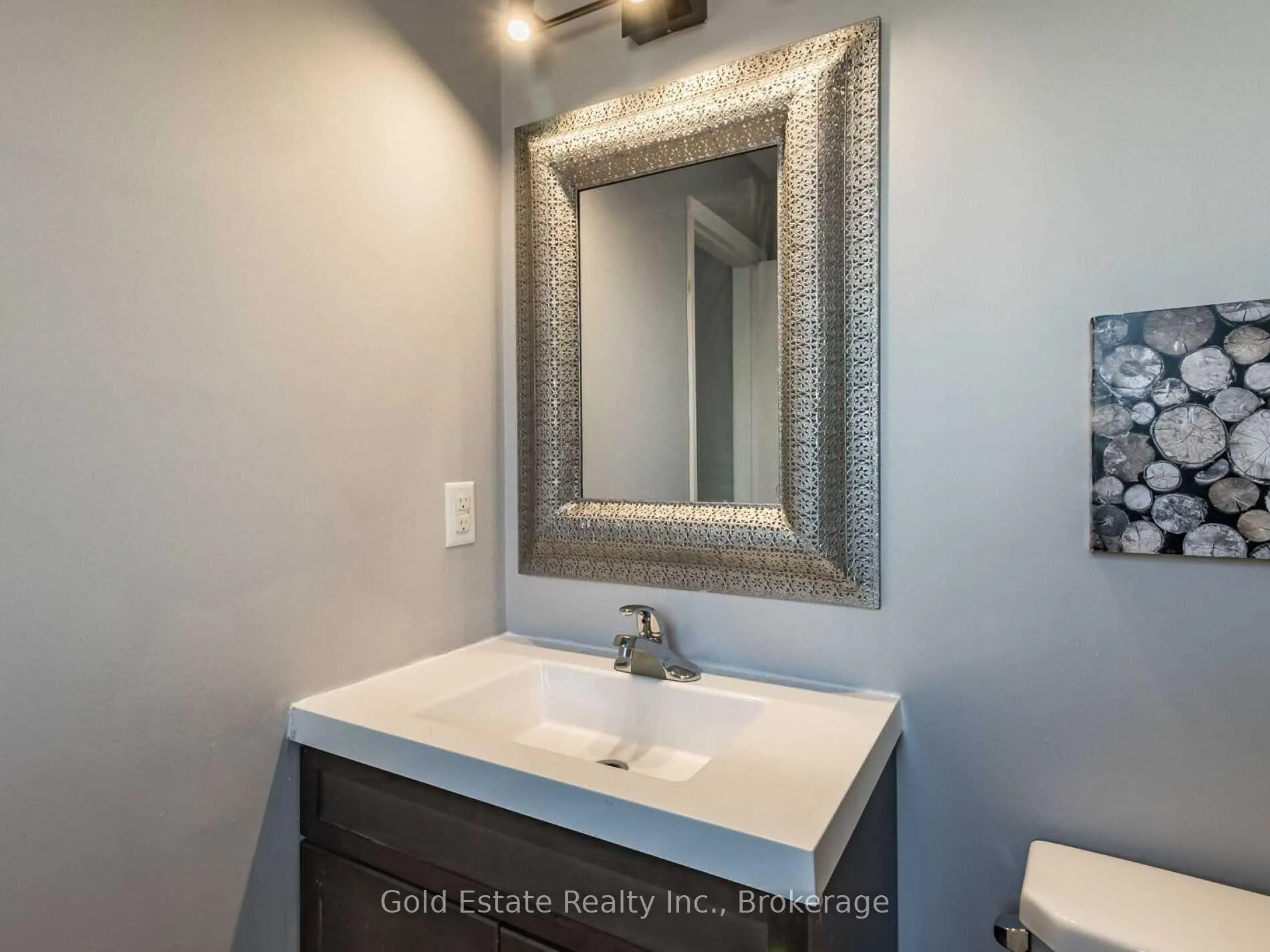 Photo 26 of Unit Upper, 25 Horsham Street, Brampton, Brampton West — HOMEH