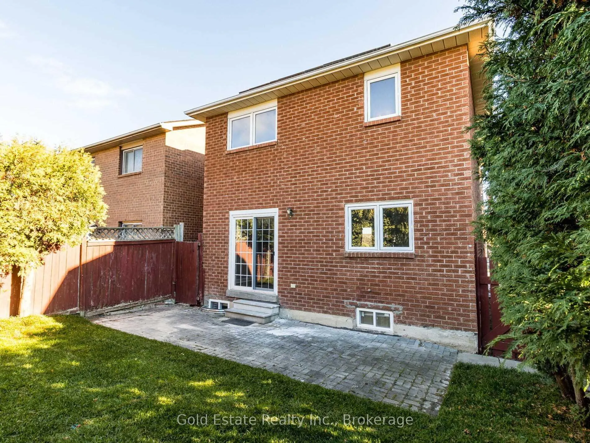 Photo 33 of Unit Upper, 25 Horsham Street, Brampton, Brampton West — HOMEH