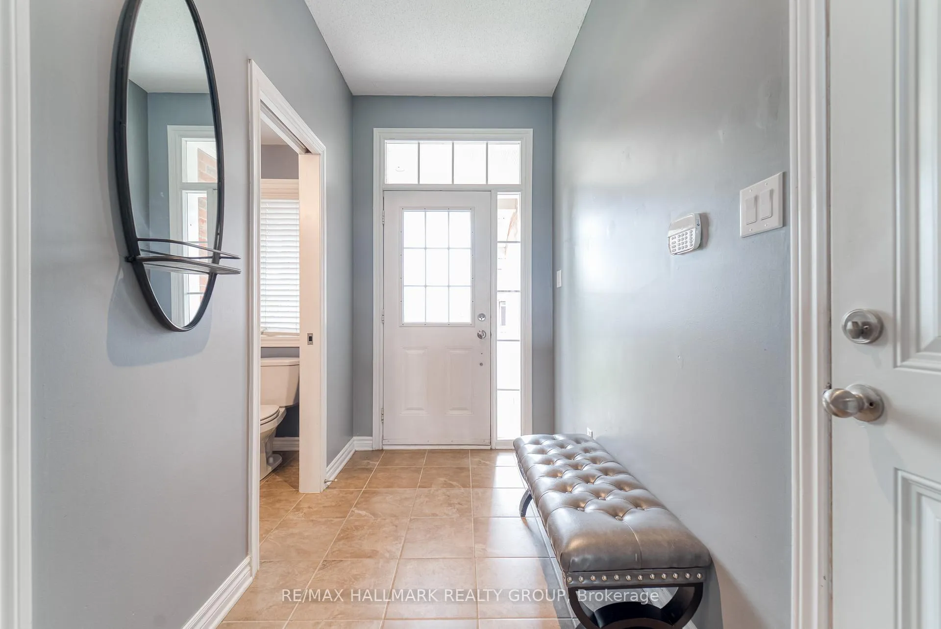 Photo 3 of 228 Eye Bright Crescent, Ottawa, Riverside South/Gloucester Glen — HOMEH