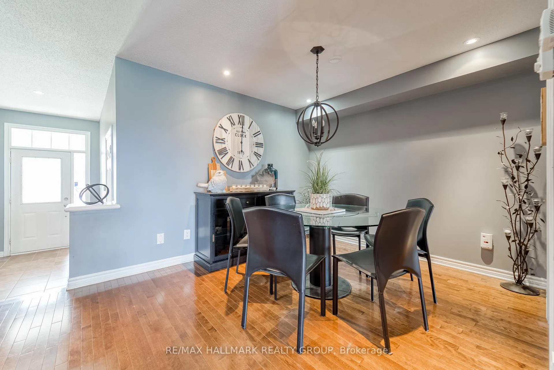 Photo 6 of 228 Eye Bright Crescent, Ottawa, Riverside South/Gloucester Glen — HOMEH