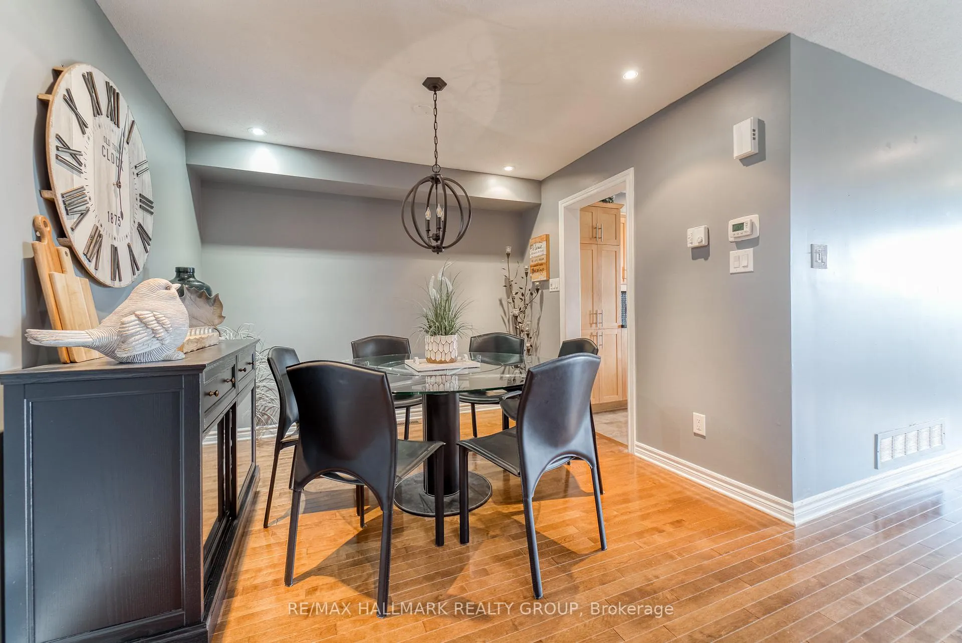 Photo 7 of 228 Eye Bright Crescent, Ottawa, Riverside South/Gloucester Glen — HOMEH