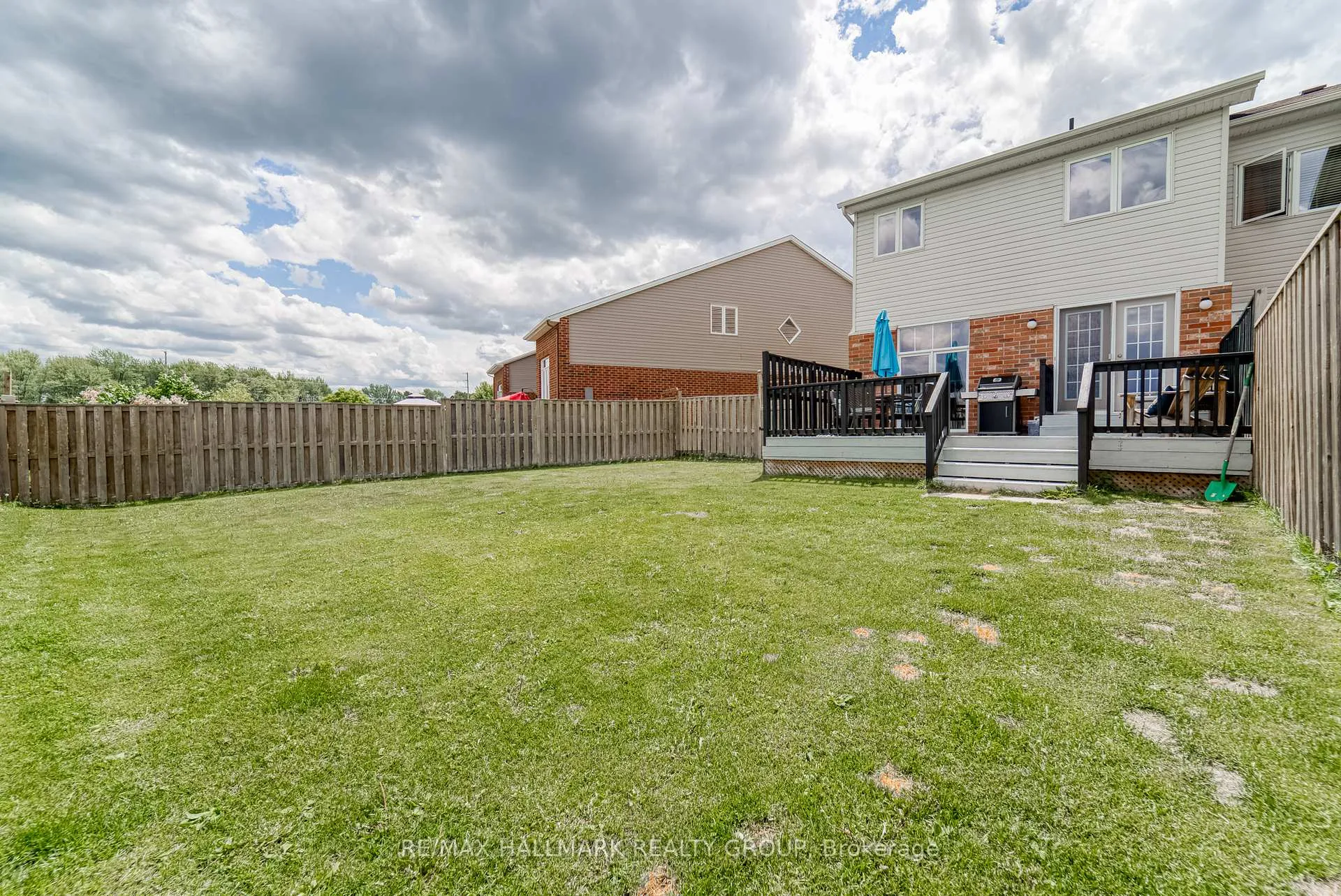 Photo 30 of 228 Eye Bright Crescent, Ottawa, Riverside South/Gloucester Glen — HOMEH