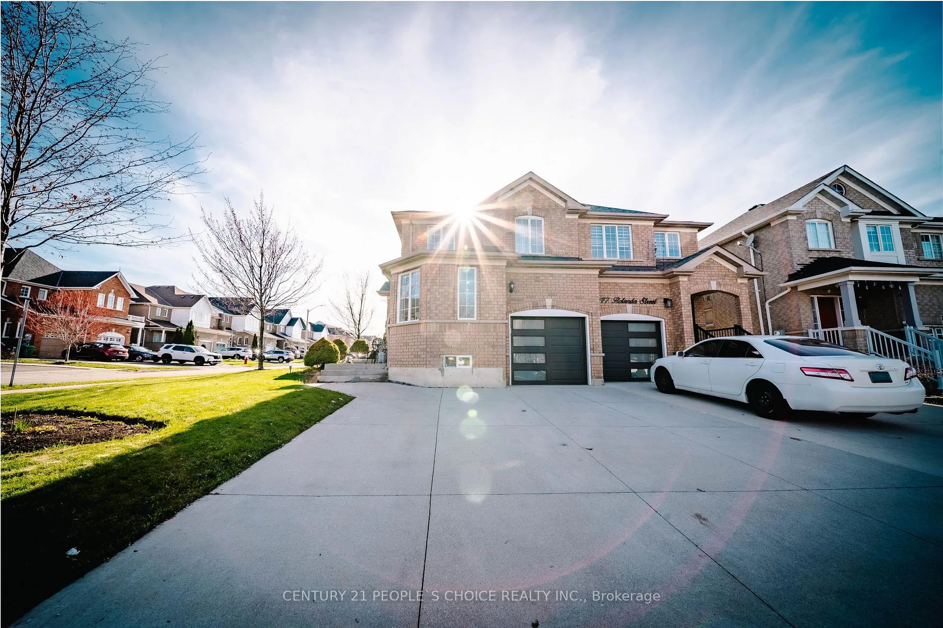 Photo 4 of 85 Albright Road, Brampton, Fletcher's Creek Village — HOMEH