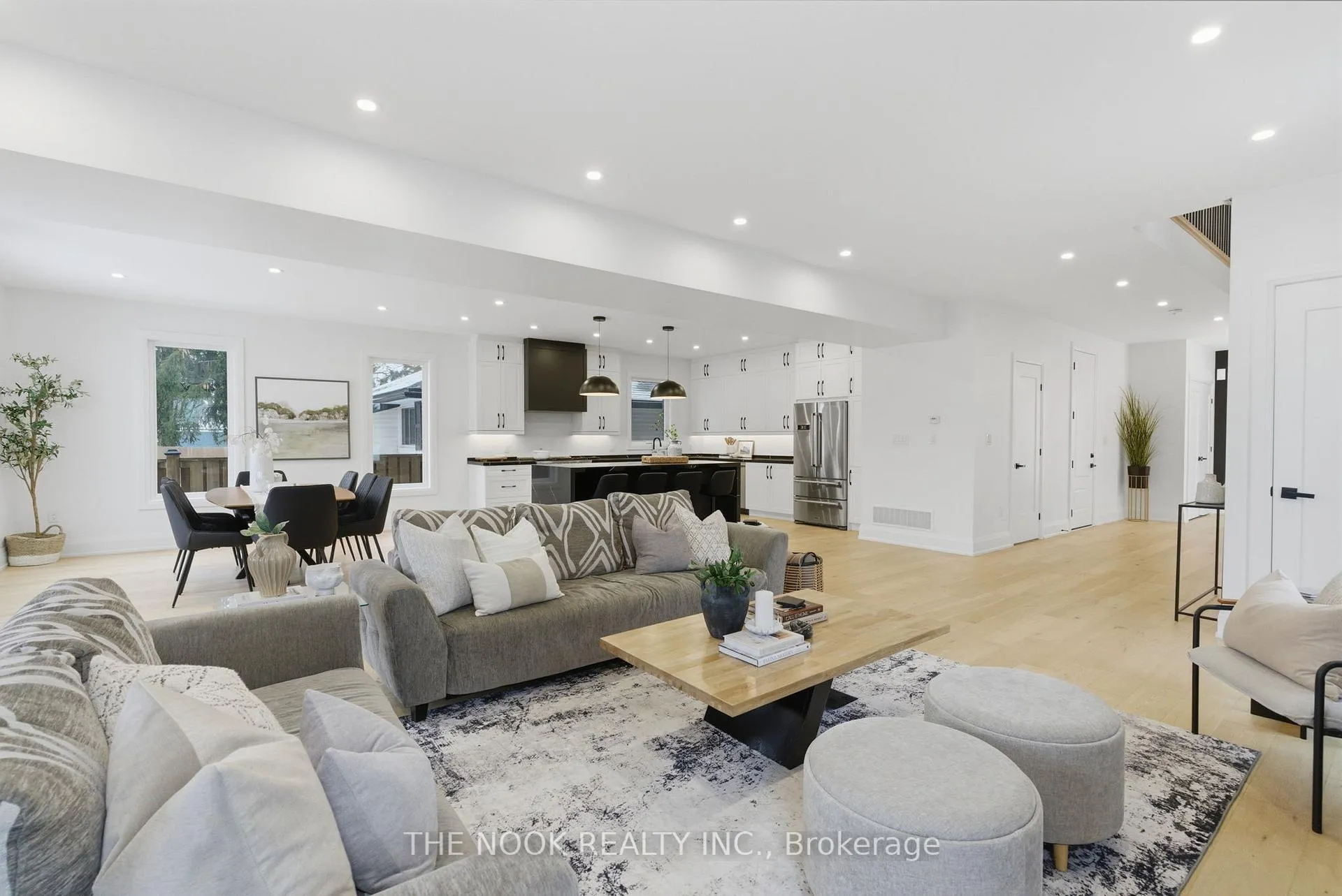 Photo 21 of 678 Otonabee Drive, Peterborough, Ashburnham Ward 4 — HOMEH