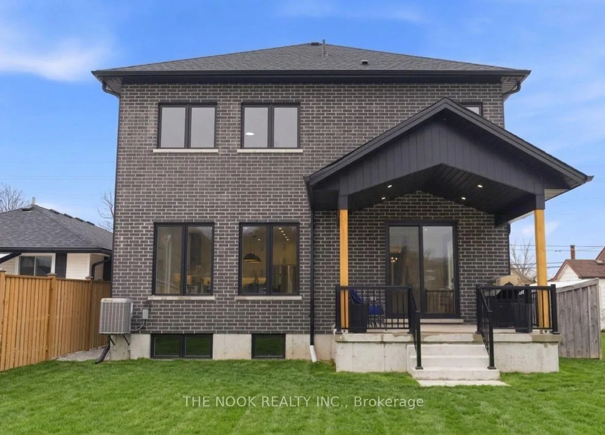 Photo 47 of 678 Otonabee Drive, Peterborough, Ashburnham Ward 4 — HOMEH