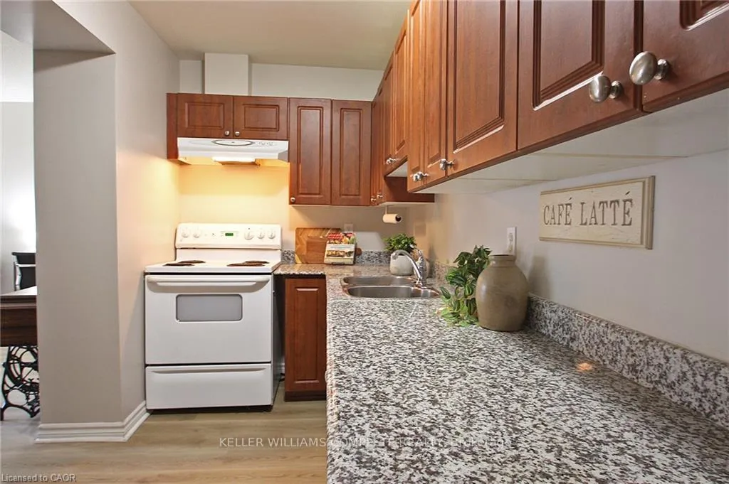 Photo 9 of Unit 309, 135 James Street, Hamilton, Dundurn — HOMEH