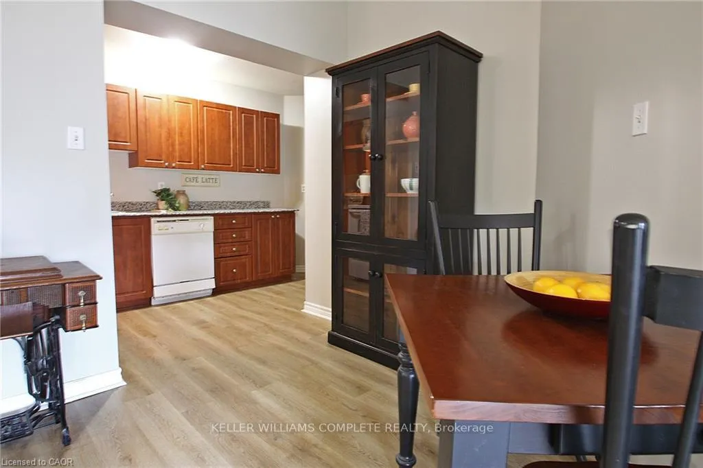 Photo 13 of Unit 309, 135 James Street, Hamilton, Dundurn — HOMEH