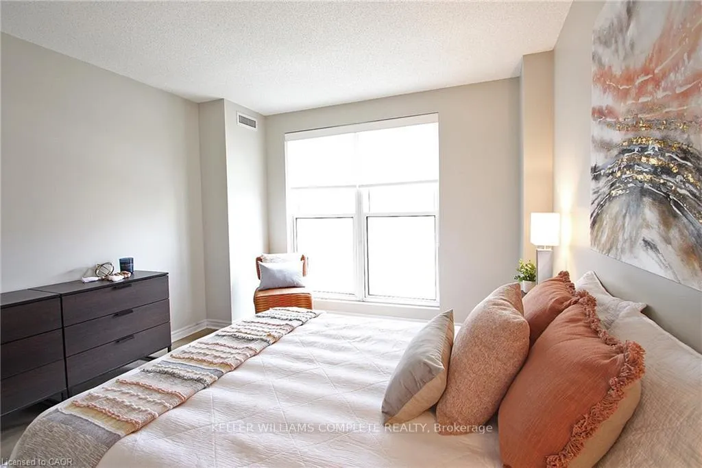 Photo 23 of Unit 309, 135 James Street, Hamilton, Dundurn — HOMEH