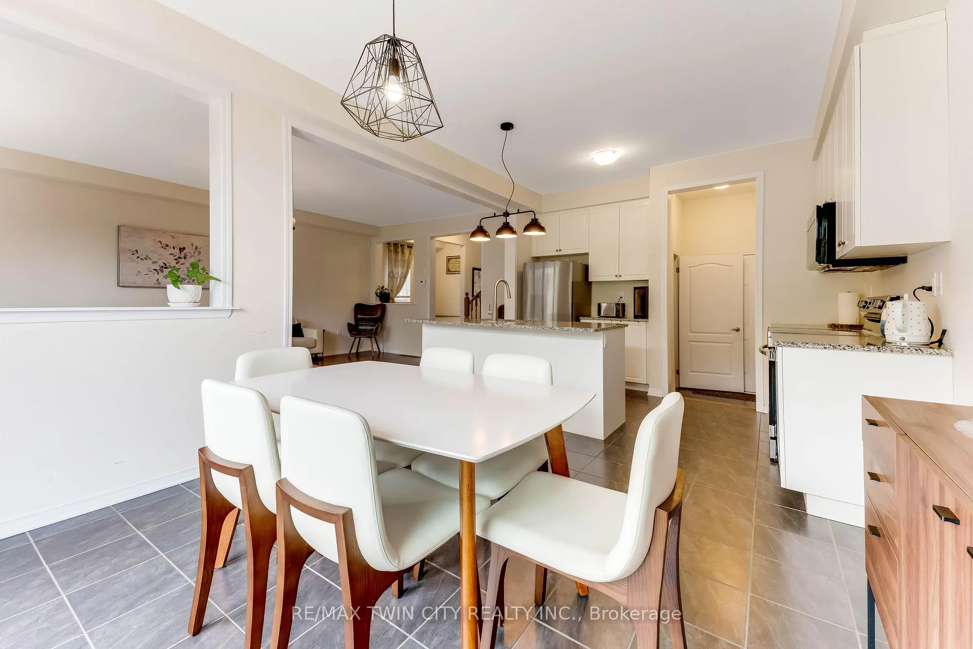 Photo 13 of 334 Dolman Street, Woolwich — HOMEH