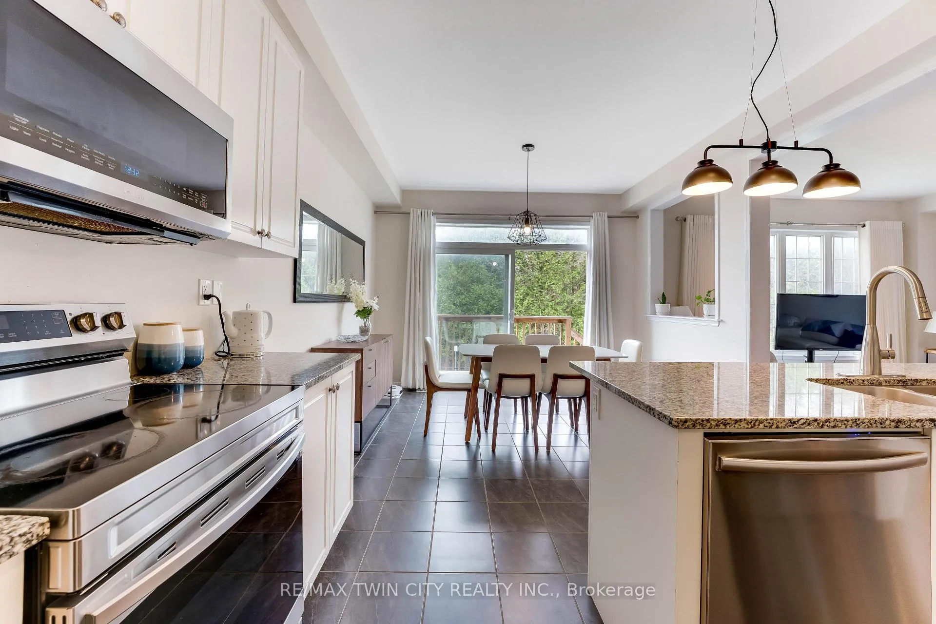 Photo 16 of 334 Dolman Street, Woolwich — HOMEH