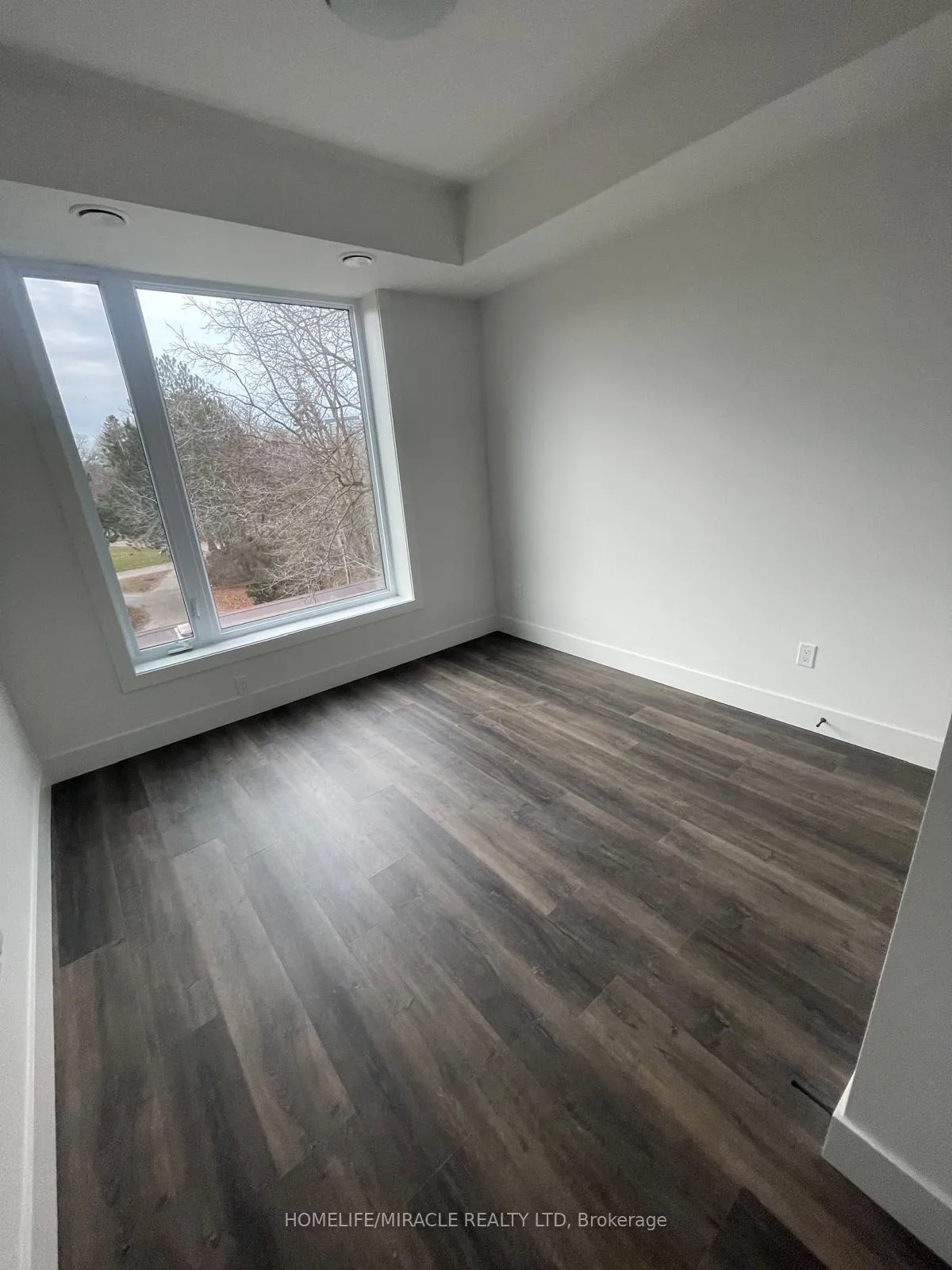 Photo 4 of Unit 204, 103 Rogers Street, Waterloo, Uptown Waterloo/North Ward — HOMEH