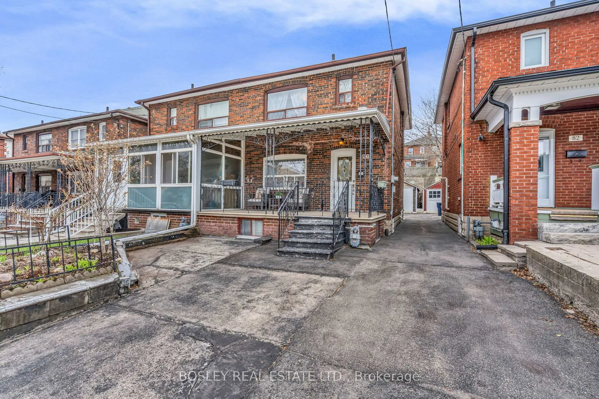 Photo 2 of 80 Roseneath Gardens, Toronto, Oakwood Village — HOMEH