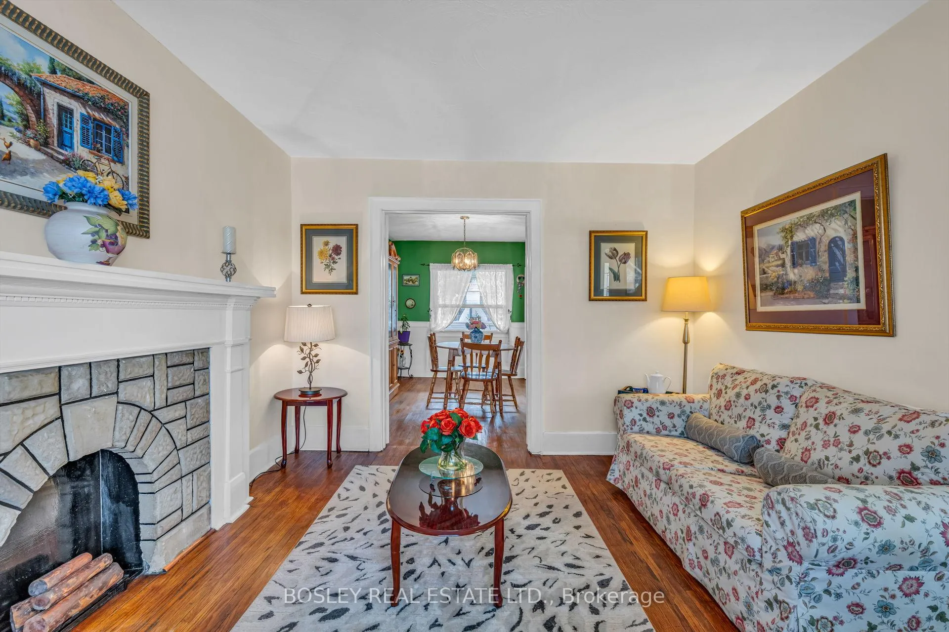 Photo 6 of 80 Roseneath Gardens, Toronto, Oakwood Village — HOMEH