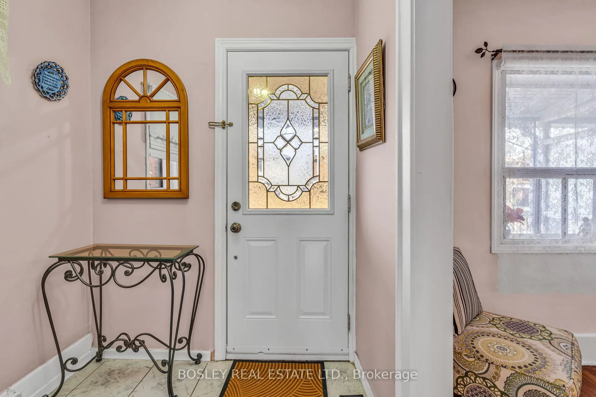 Photo 9 of 80 Roseneath Gardens, Toronto, Oakwood Village — HOMEH
