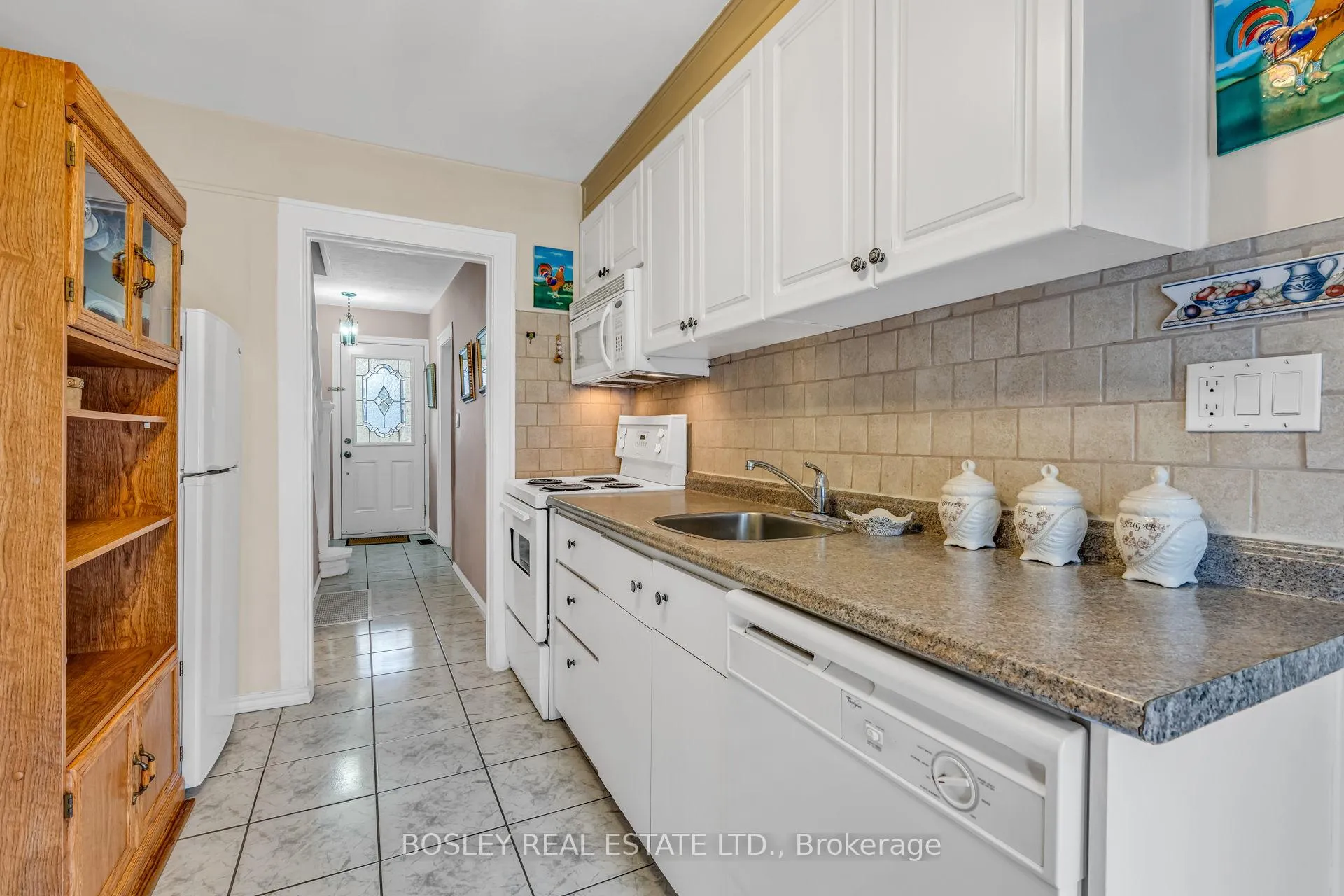 Photo 18 of 80 Roseneath Gardens, Toronto, Oakwood Village — HOMEH