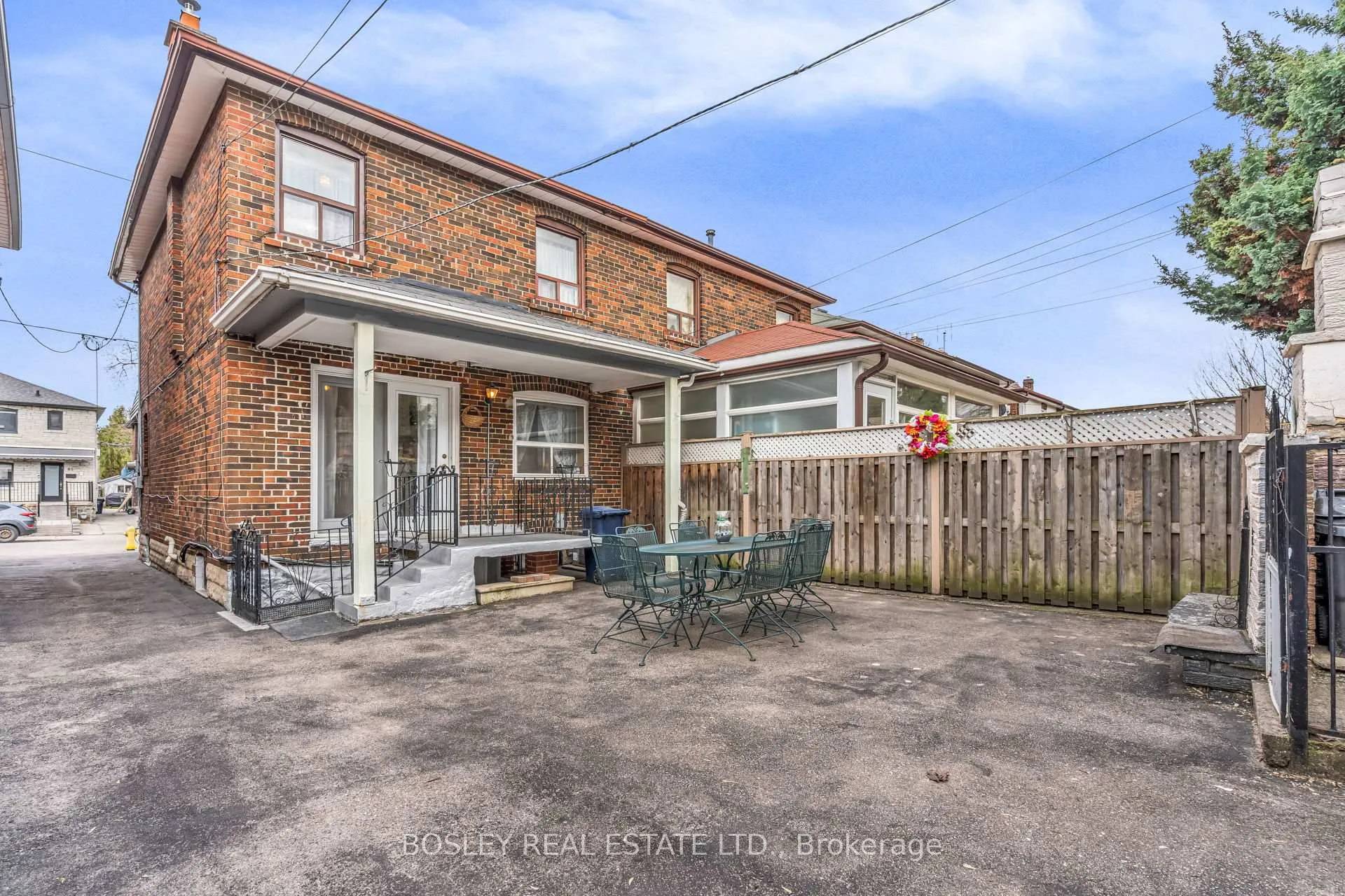 Photo 45 of 80 Roseneath Gardens, Toronto, Oakwood Village — HOMEH
