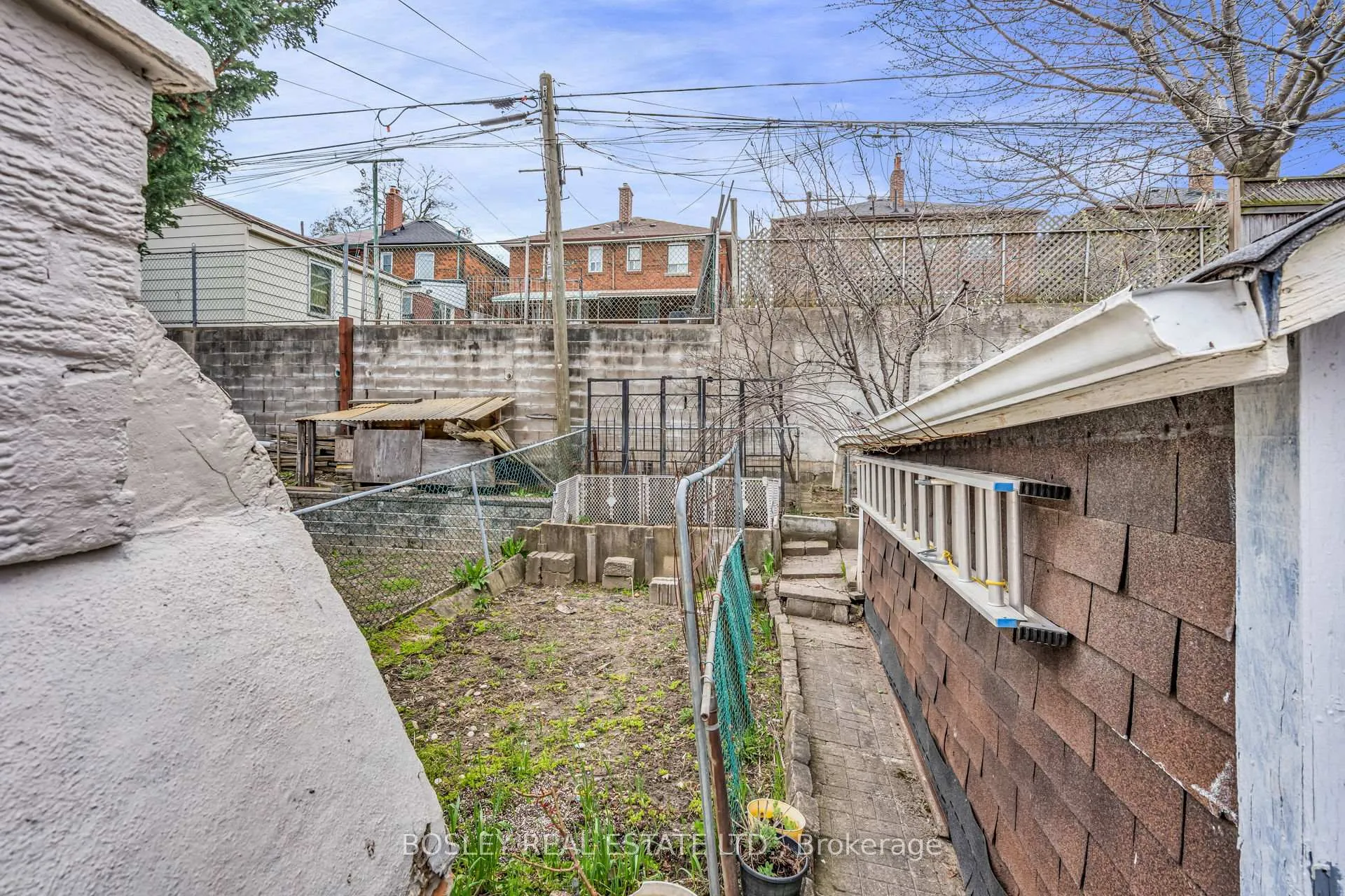 Photo 48 of 80 Roseneath Gardens, Toronto, Oakwood Village — HOMEH