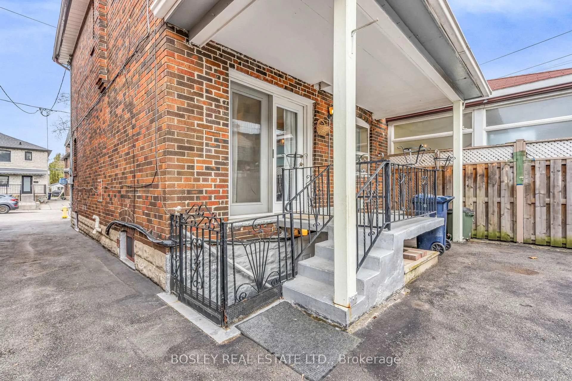 Photo 49 of 80 Roseneath Gardens, Toronto, Oakwood Village — HOMEH