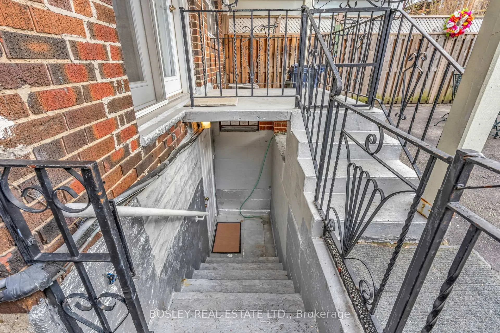 Photo 50 of 80 Roseneath Gardens, Toronto, Oakwood Village — HOMEH