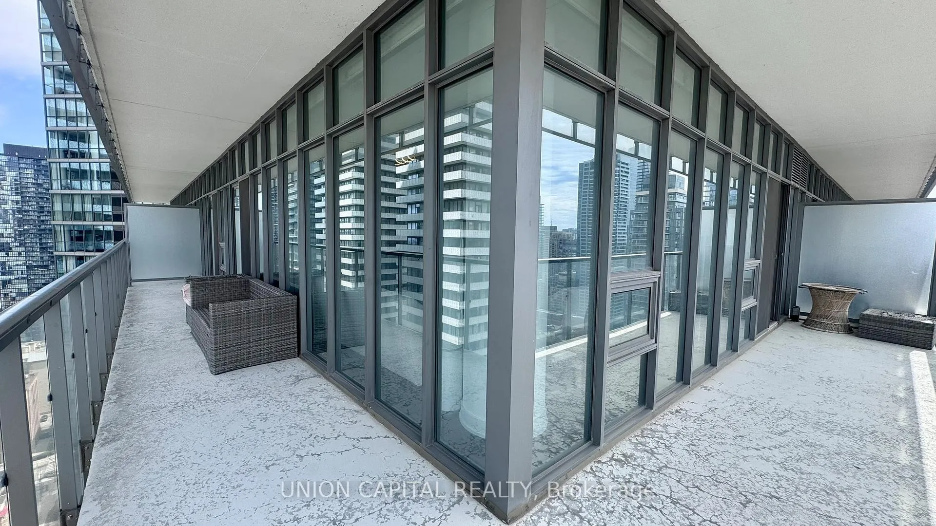 Photo 11 of Unit 2807, 33 Charles Street E, Toronto, Church-Yonge Corridor — HOMEH