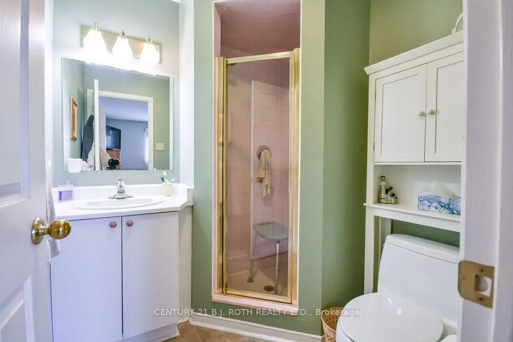 Photo 14 of 161 Shirley Avenue, Barrie, Letitia Heights — HOMEH