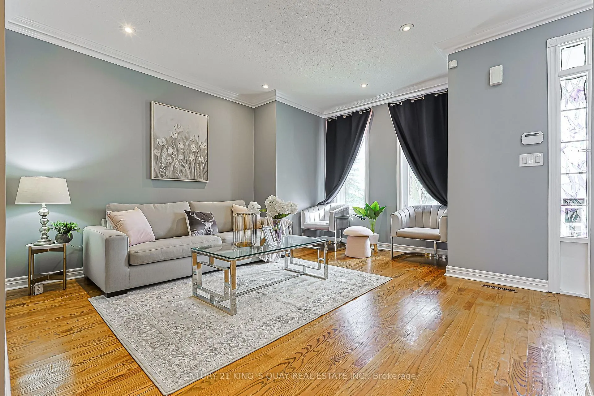 Photo 3 of 15 Queens Plate Drive, Markham, Angus Glen — HOMEH