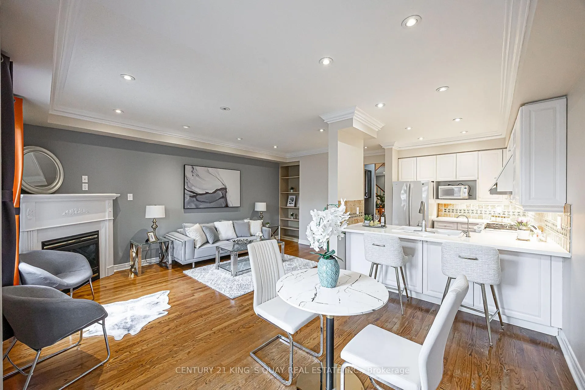 Photo 9 of 15 Queens Plate Drive, Markham, Angus Glen — HOMEH