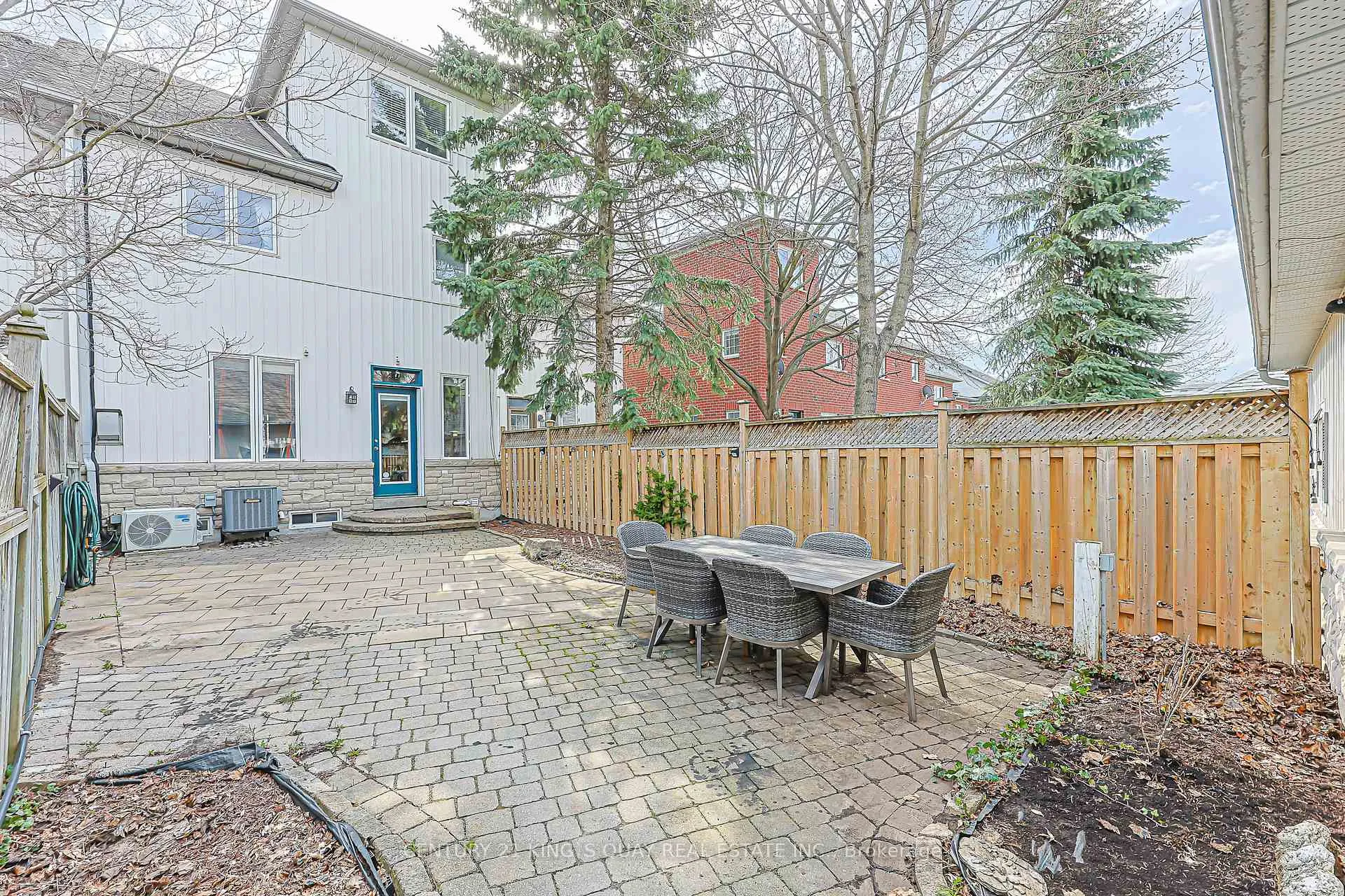 Photo 21 of 15 Queens Plate Drive, Markham, Angus Glen — HOMEH