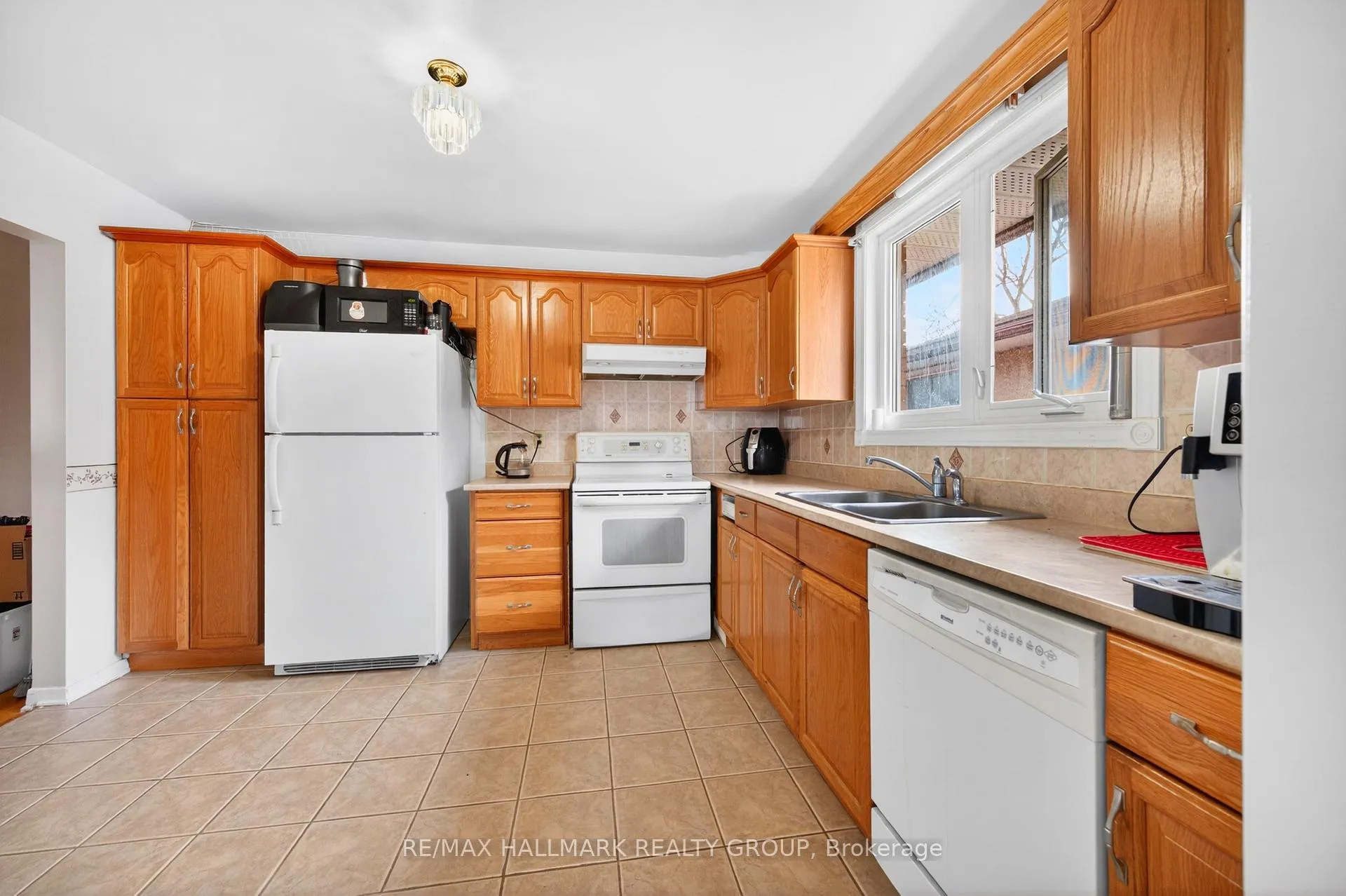 Photo 5 of Unit B, 2636 Regina Street, Ottawa, Britannia — HOMEH