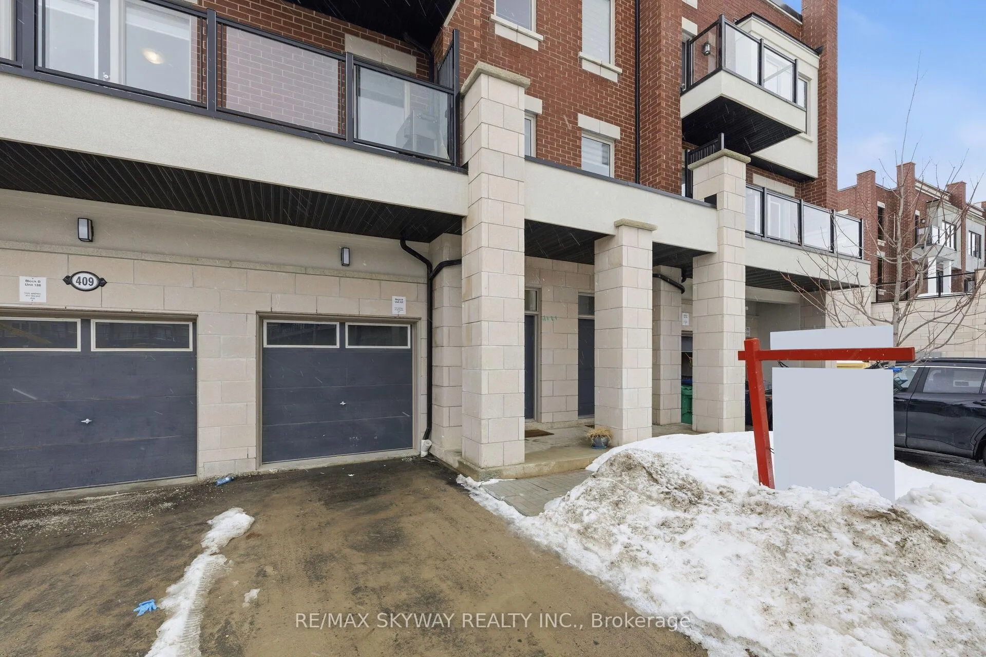 Photo 4 of 44 Springdale Avenue, Caledon, Rural Caledon — HOMEH