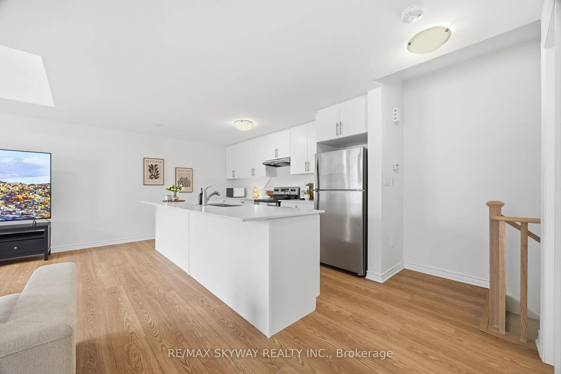 Photo 14 of 44 Springdale Avenue, Caledon, Rural Caledon — HOMEH