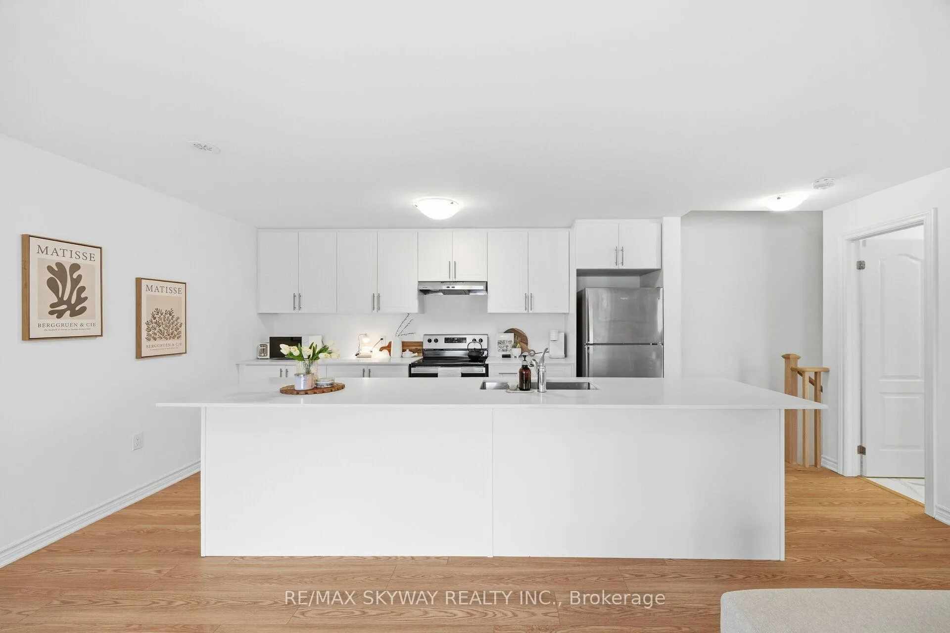 Photo 15 of 44 Springdale Avenue, Caledon, Rural Caledon — HOMEH