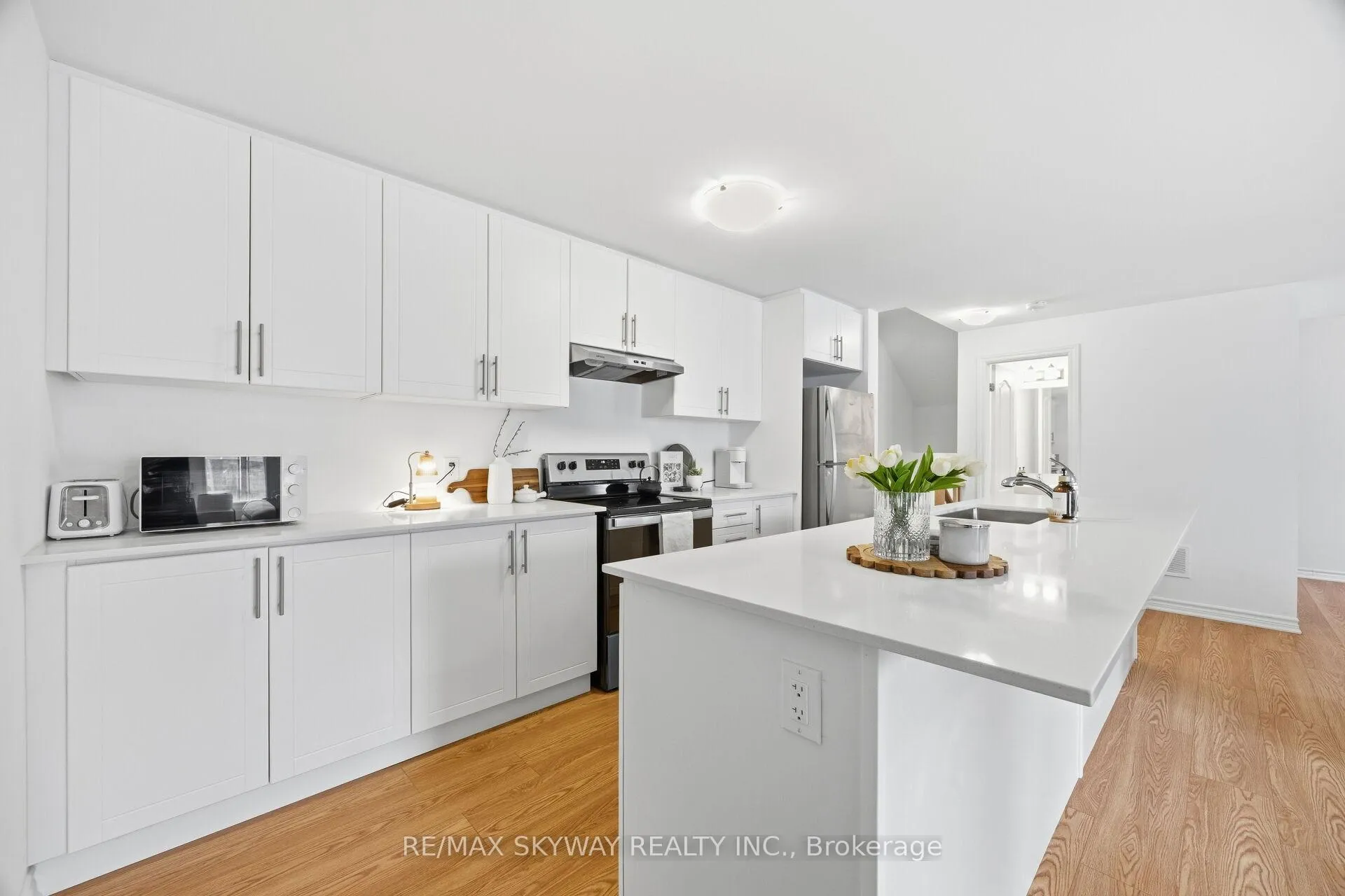 Photo 17 of 44 Springdale Avenue, Caledon, Rural Caledon — HOMEH