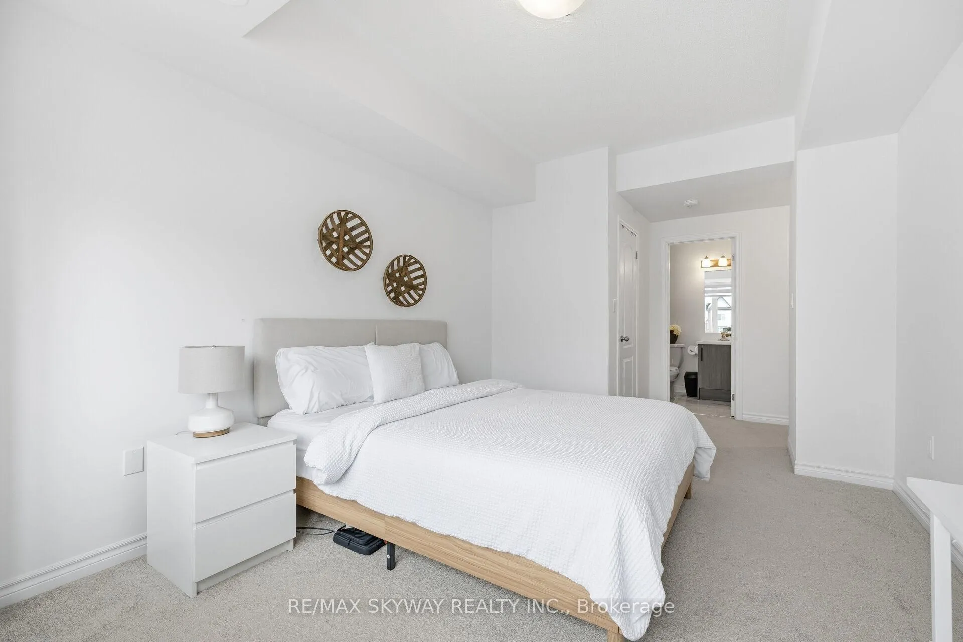 Photo 28 of 44 Springdale Avenue, Caledon, Rural Caledon — HOMEH