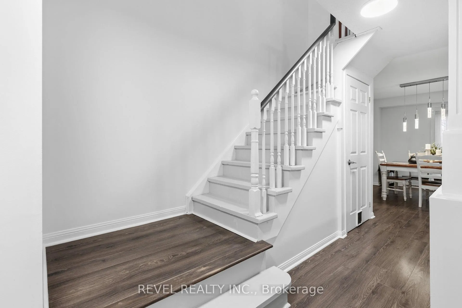 Photo 15 of 57 Shady Lane Crescent, Clarington, Bowmanville — HOMEH