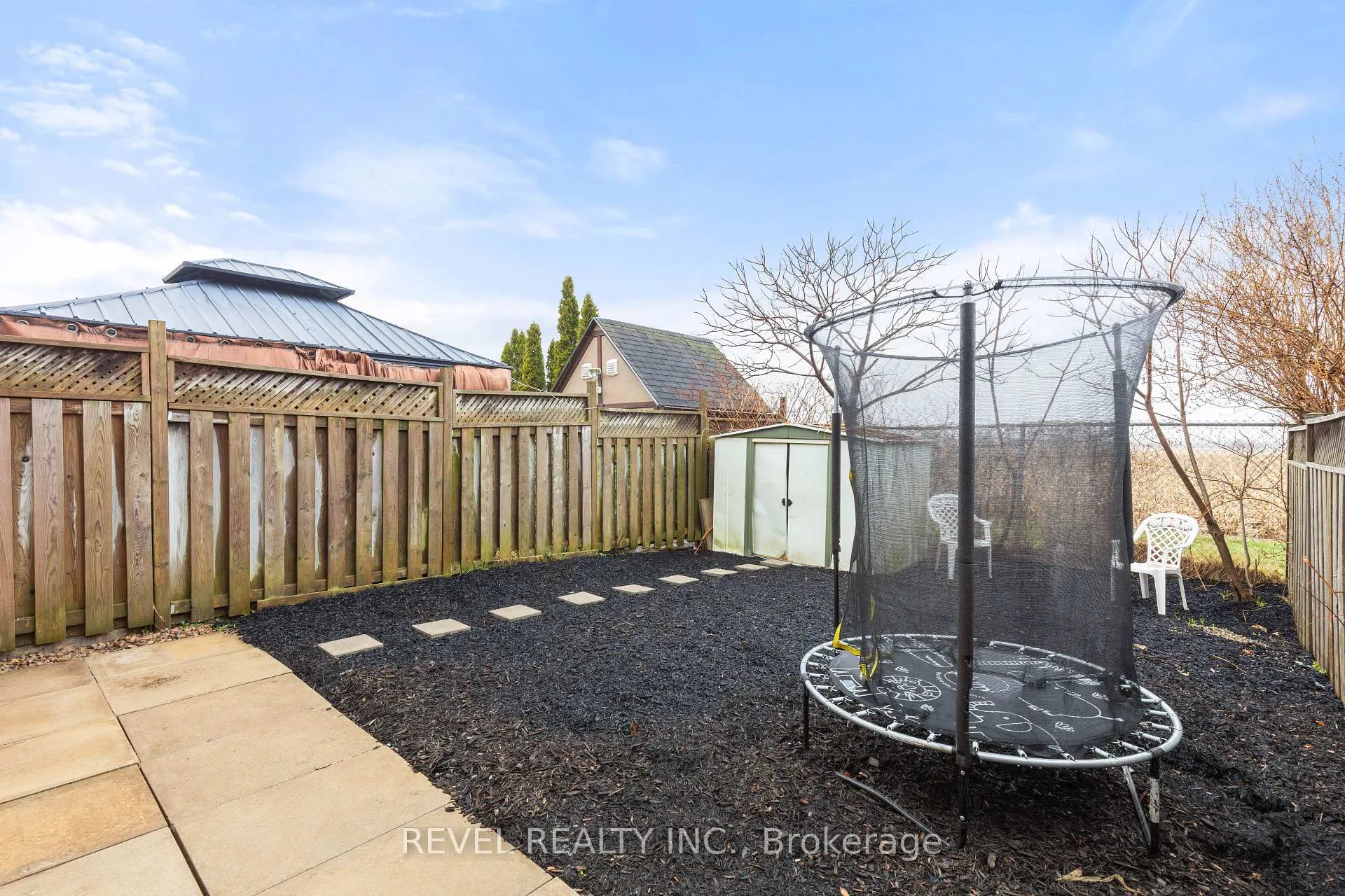 Photo 29 of 57 Shady Lane Crescent, Clarington, Bowmanville — HOMEH