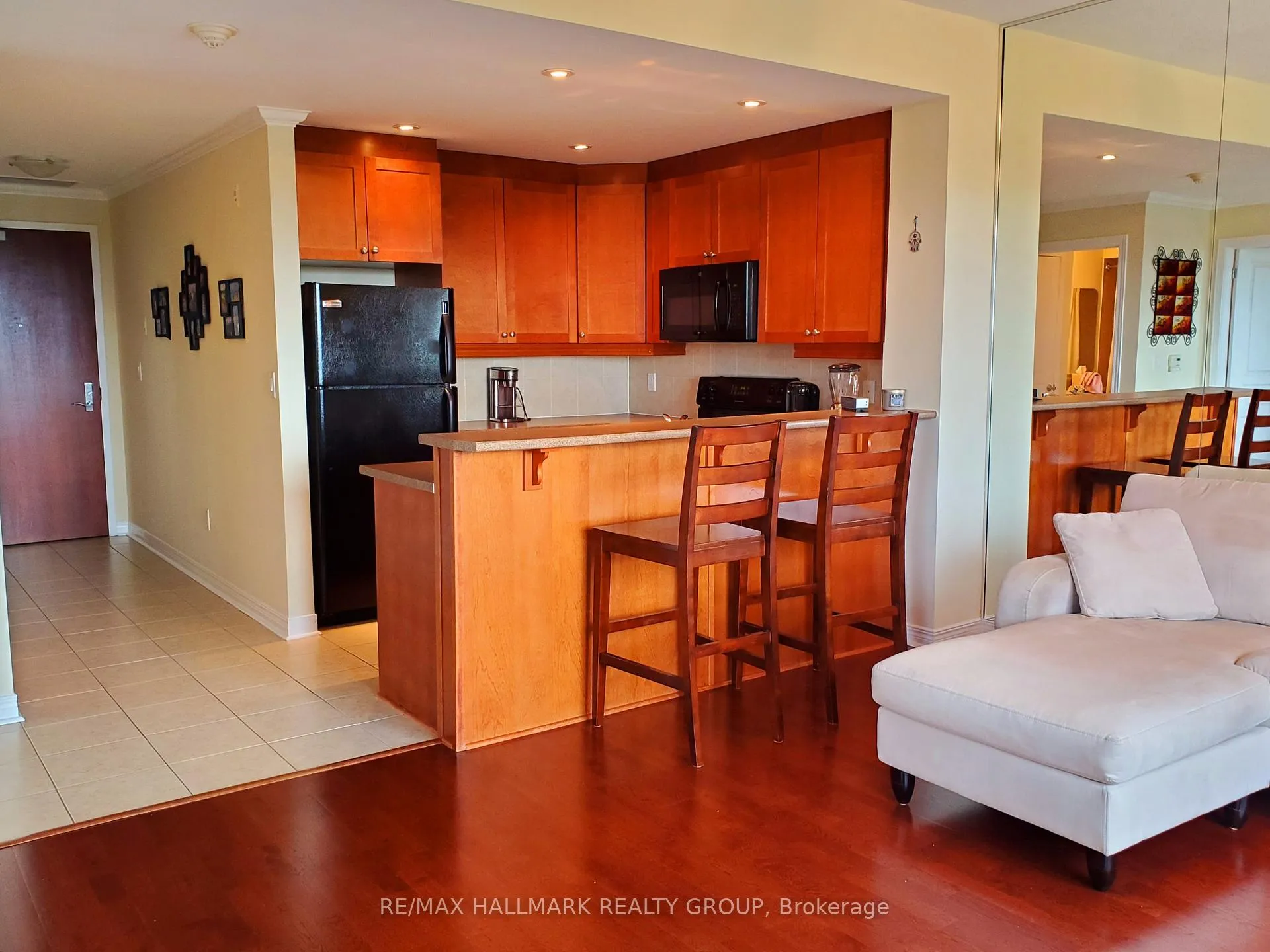 Photo 4 of Unit 513, 955 Beauparc Private, Ottawa, Cyrville — HOMEH