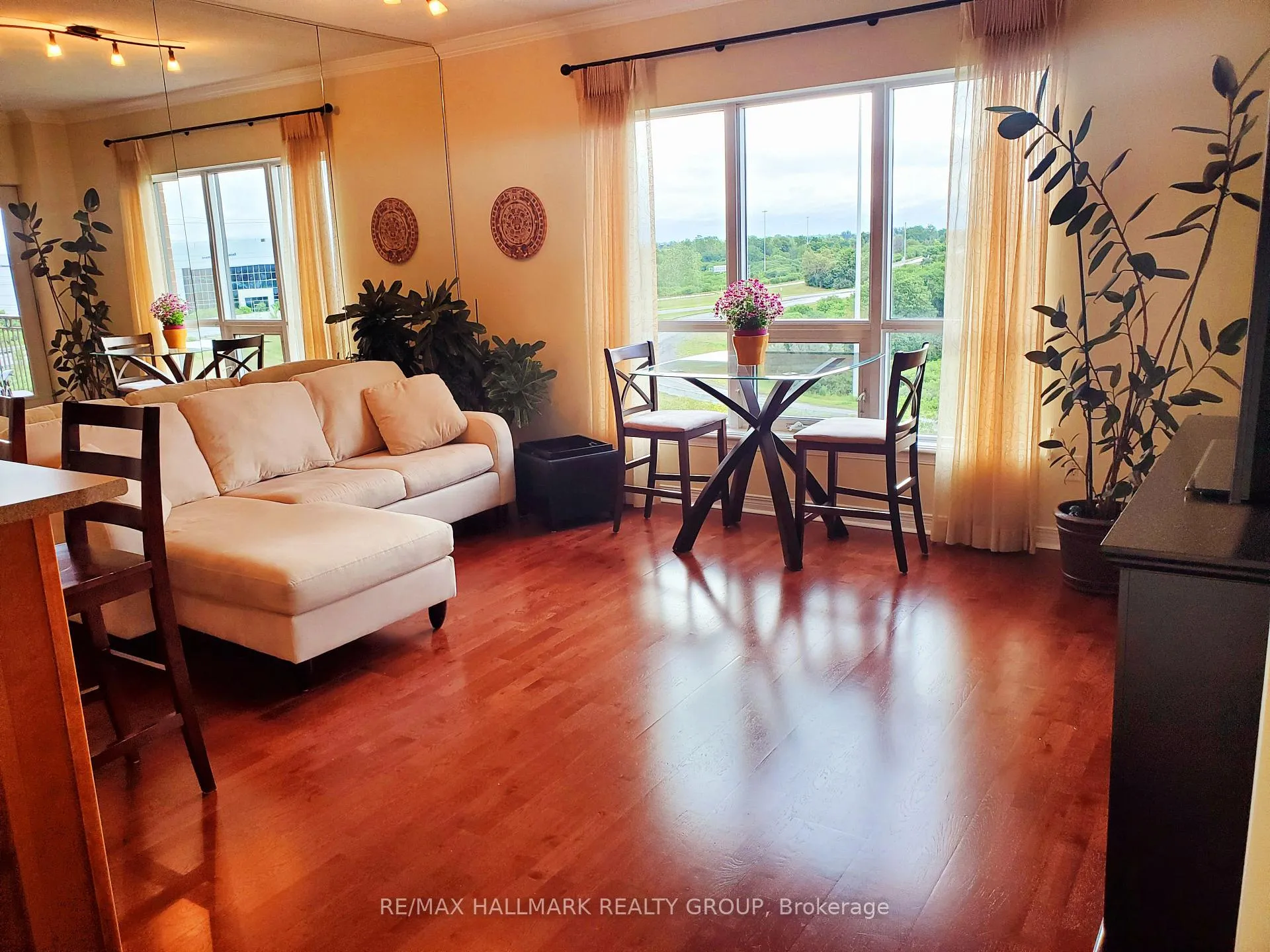 Photo 5 of Unit 513, 955 Beauparc Private, Ottawa, Cyrville — HOMEH
