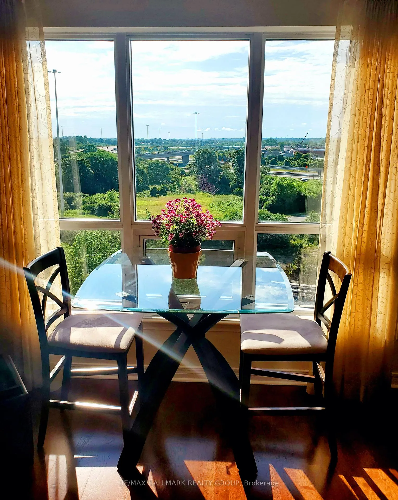 Photo 6 of Unit 513, 955 Beauparc Private, Ottawa, Cyrville — HOMEH