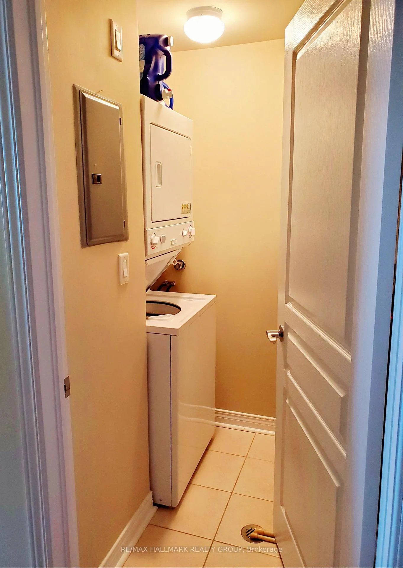 Photo 12 of Unit 513, 955 Beauparc Private, Ottawa, Cyrville — HOMEH