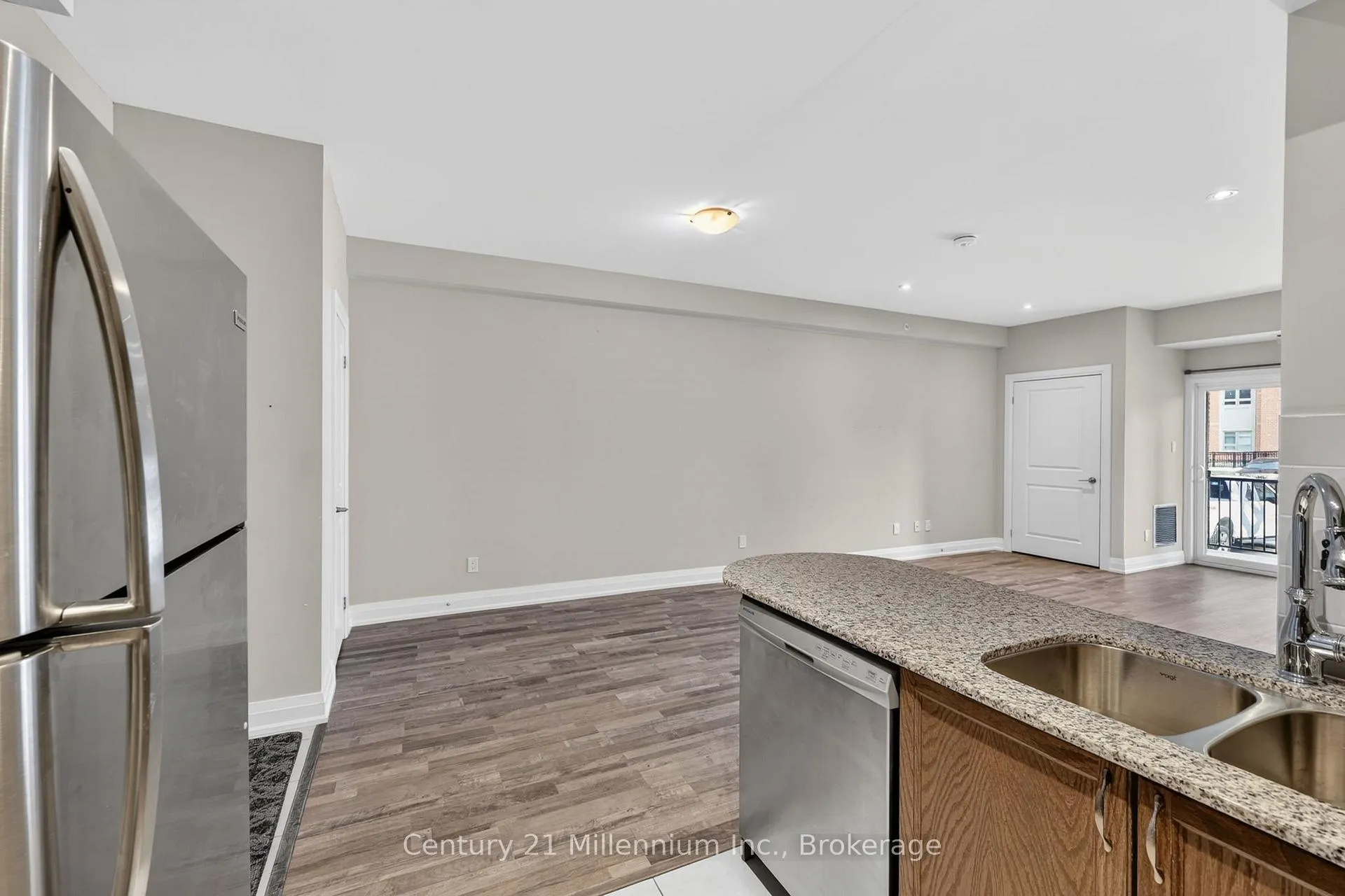 Photo 18 of Unit 109, 157 Wellington Street E, New Tecumseth, Alliston — HOMEH