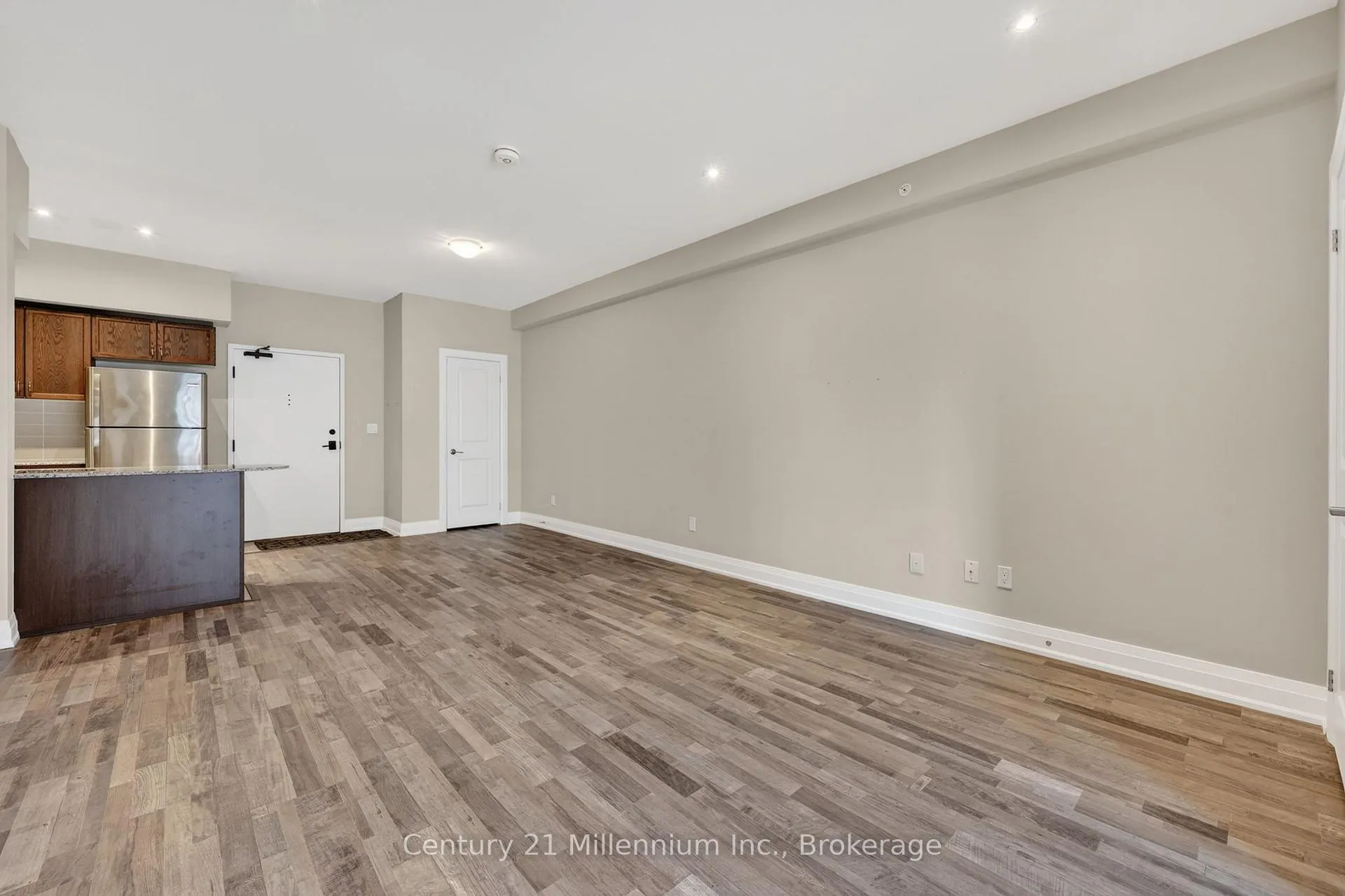 Photo 23 of Unit 109, 157 Wellington Street E, New Tecumseth, Alliston — HOMEH